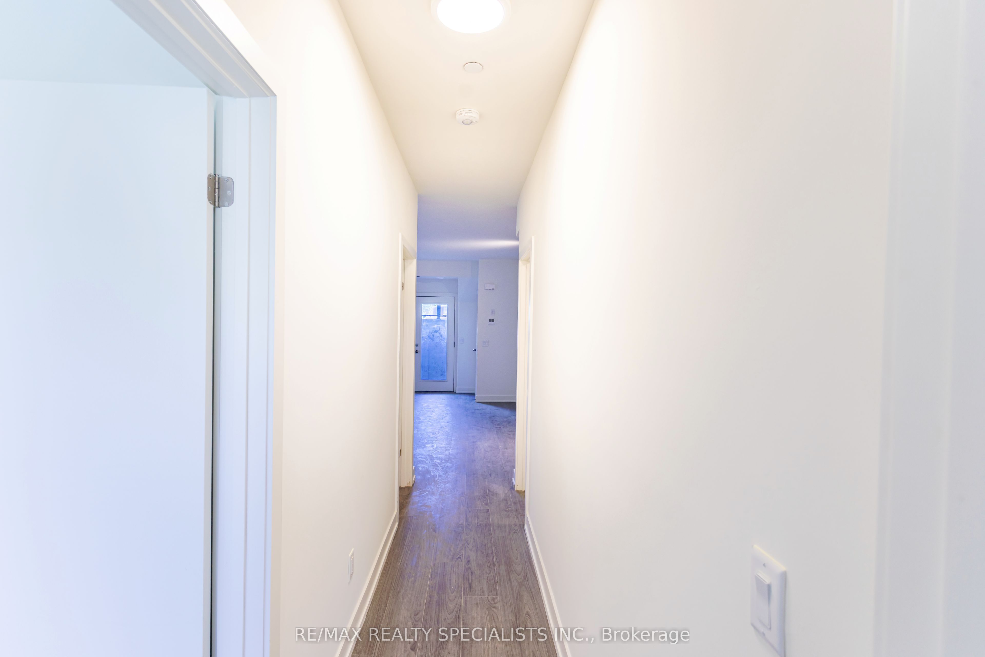 16 Melbourne Avenue 106a Property Photo 10