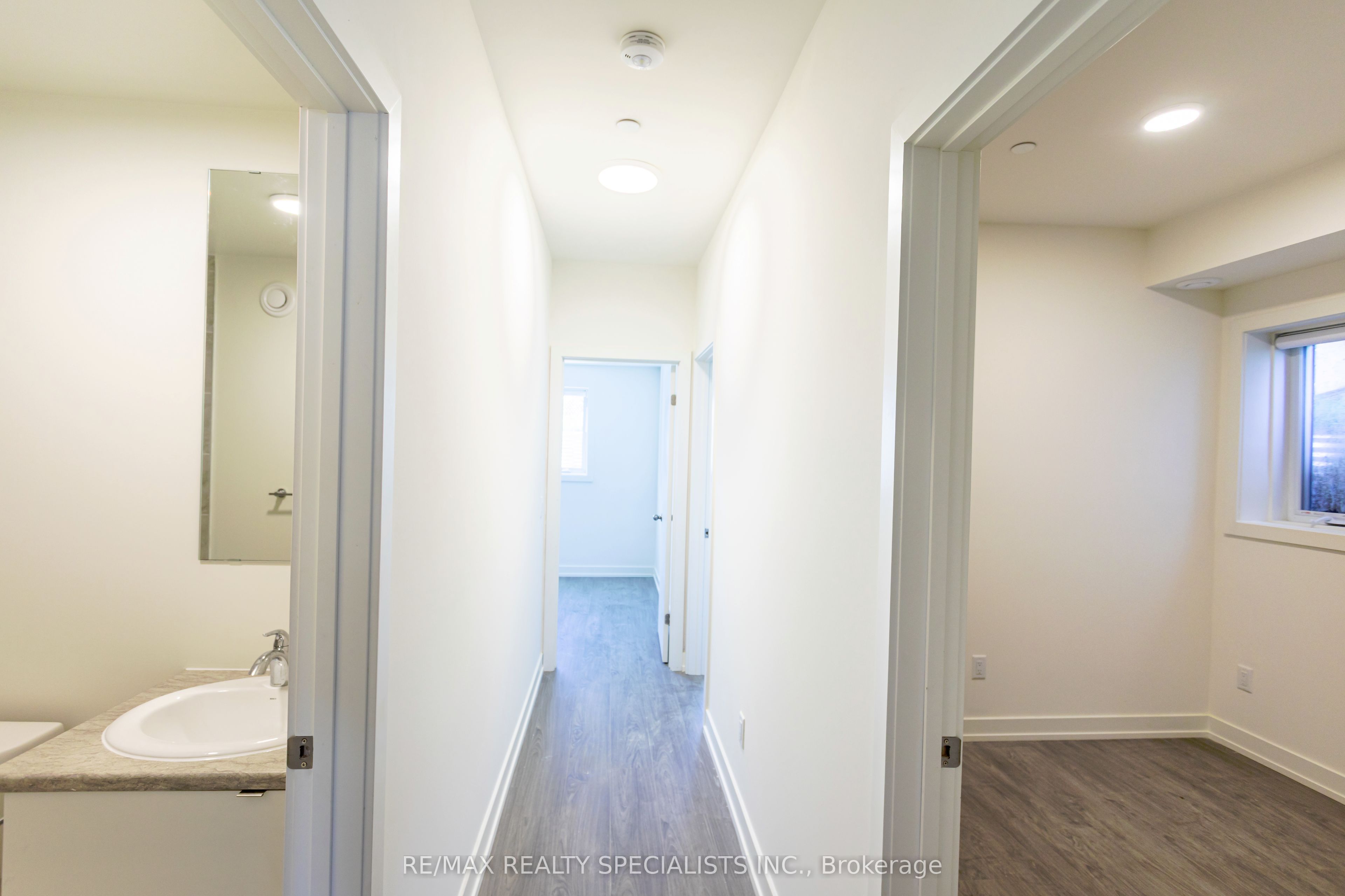 16 Melbourne Avenue 106a Property Photo 11
