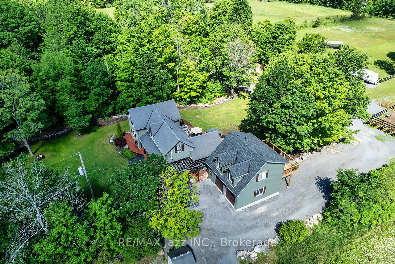641 Enright Road Property Photo 3