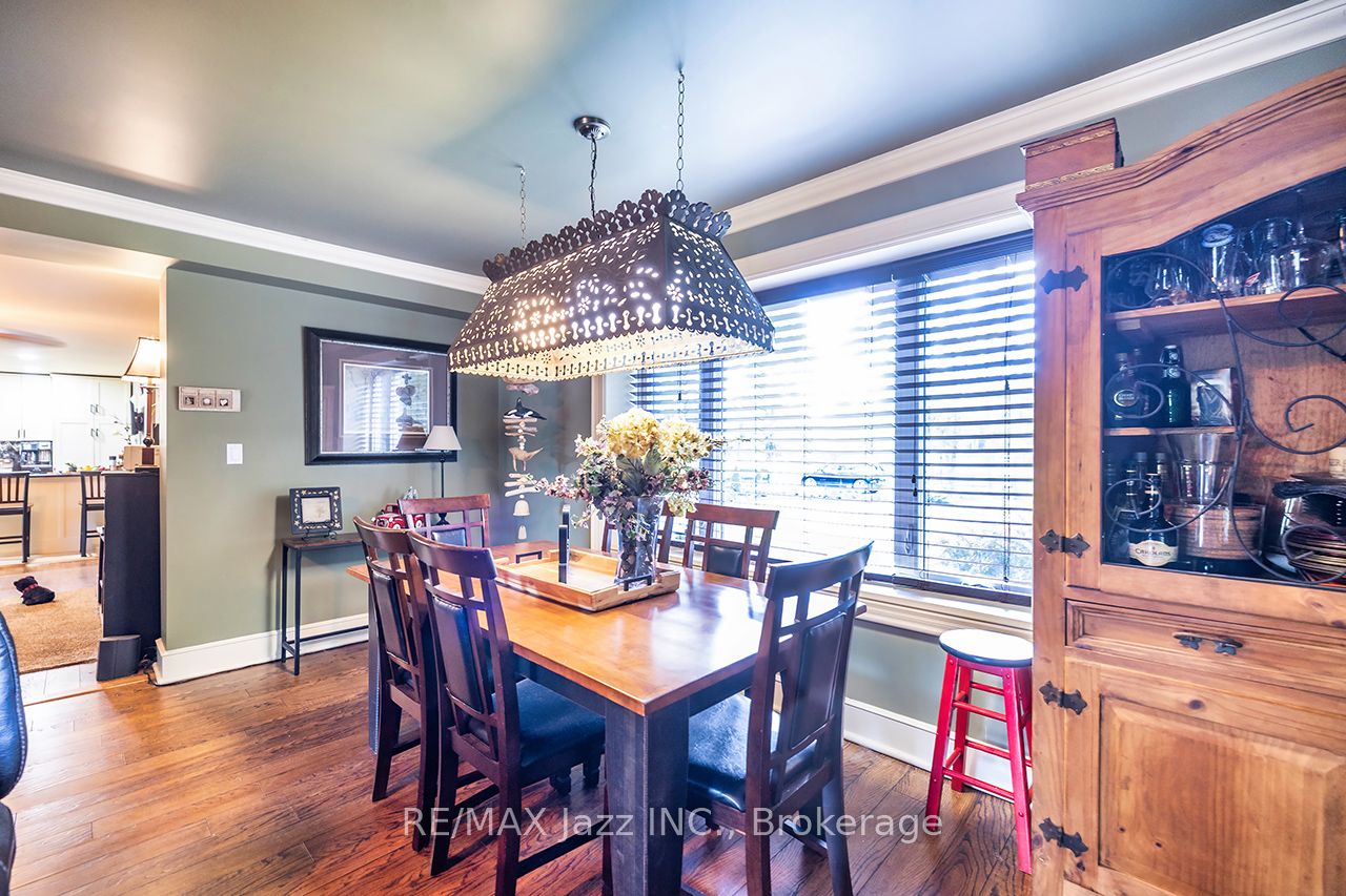 641 Enright Road Property Photo 16