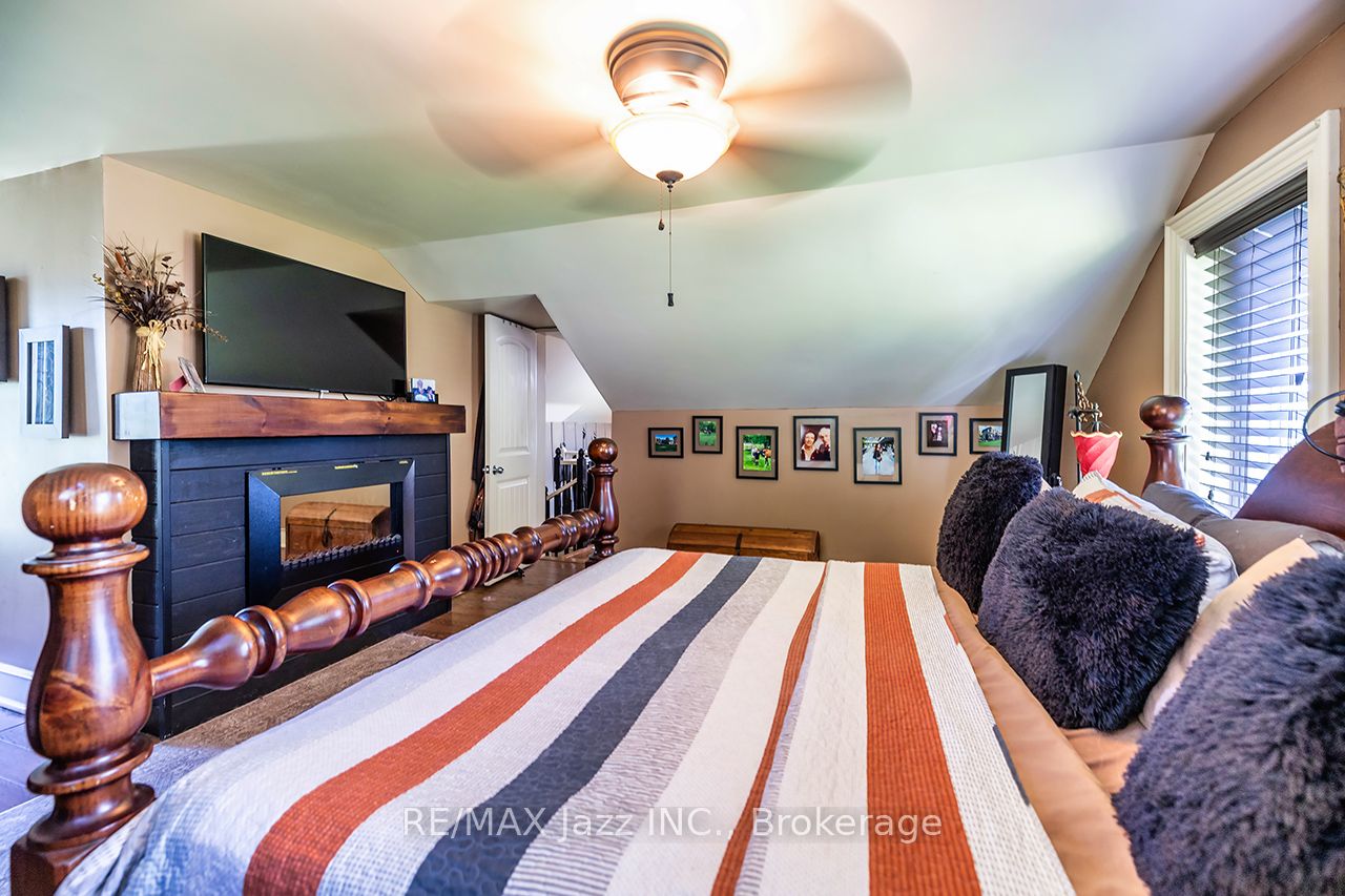 641 Enright Road Property Photo 23