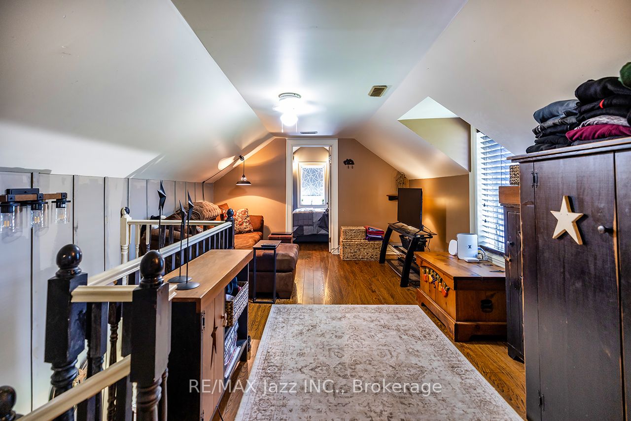 641 Enright Road Property Photo 27
