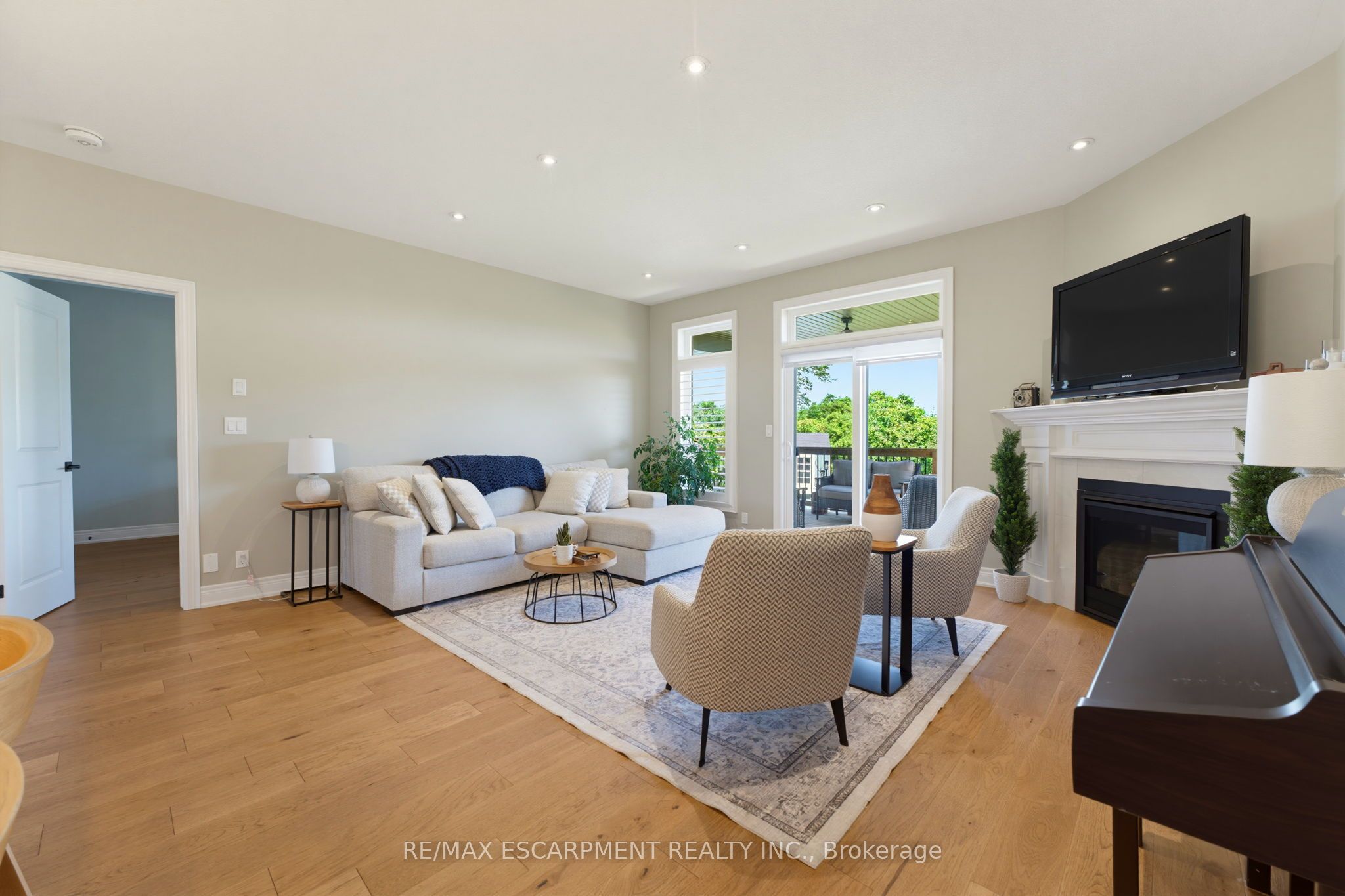 131 Craddock Boulevard Property Photo 17