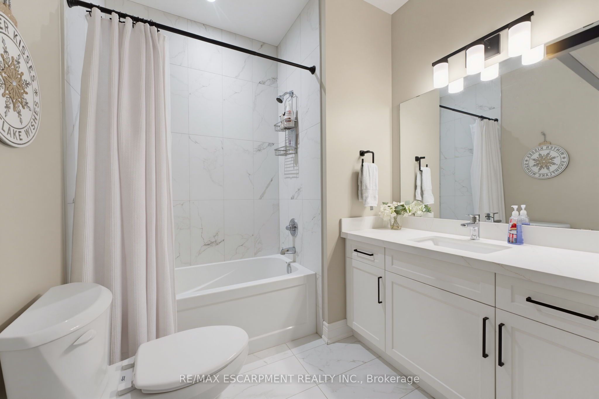 131 Craddock Boulevard Property Photo 22