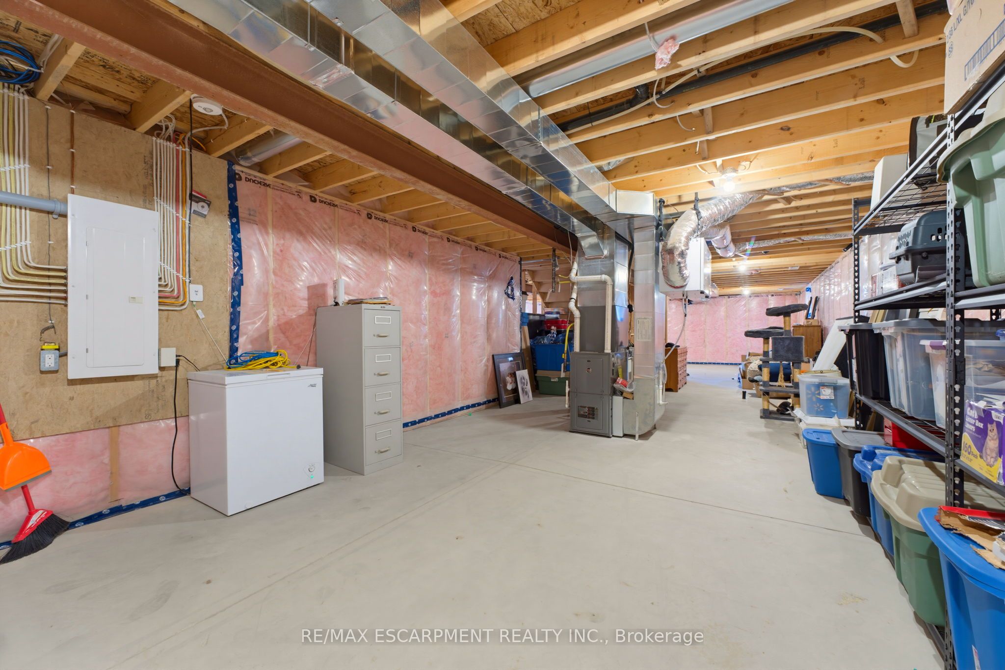 131 Craddock Boulevard Property Photo 26