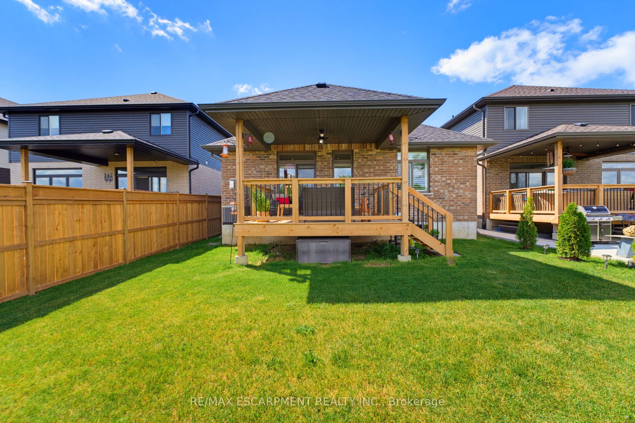 131 Craddock Boulevard Property Photo 32