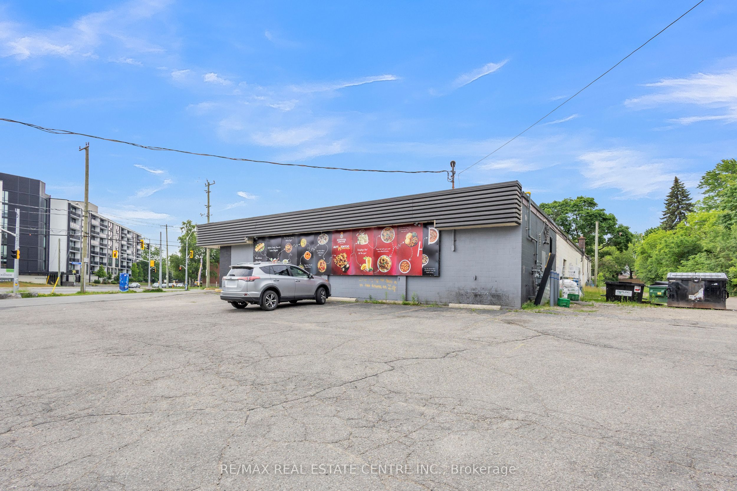 155 Highland Road E Property Photo 4