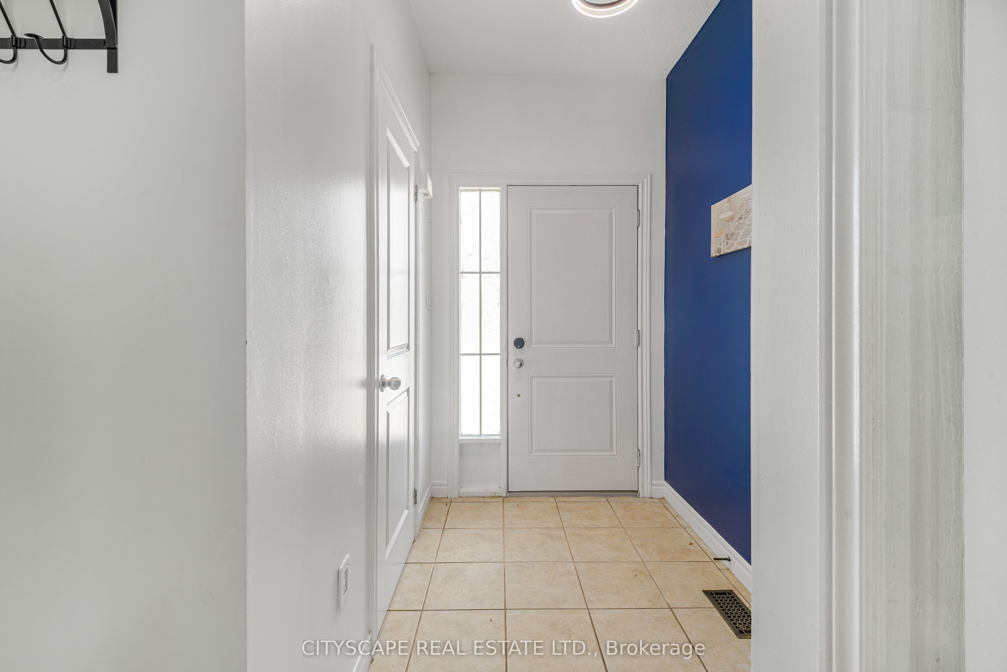 14 Redcedar Crescent Property Photo 3