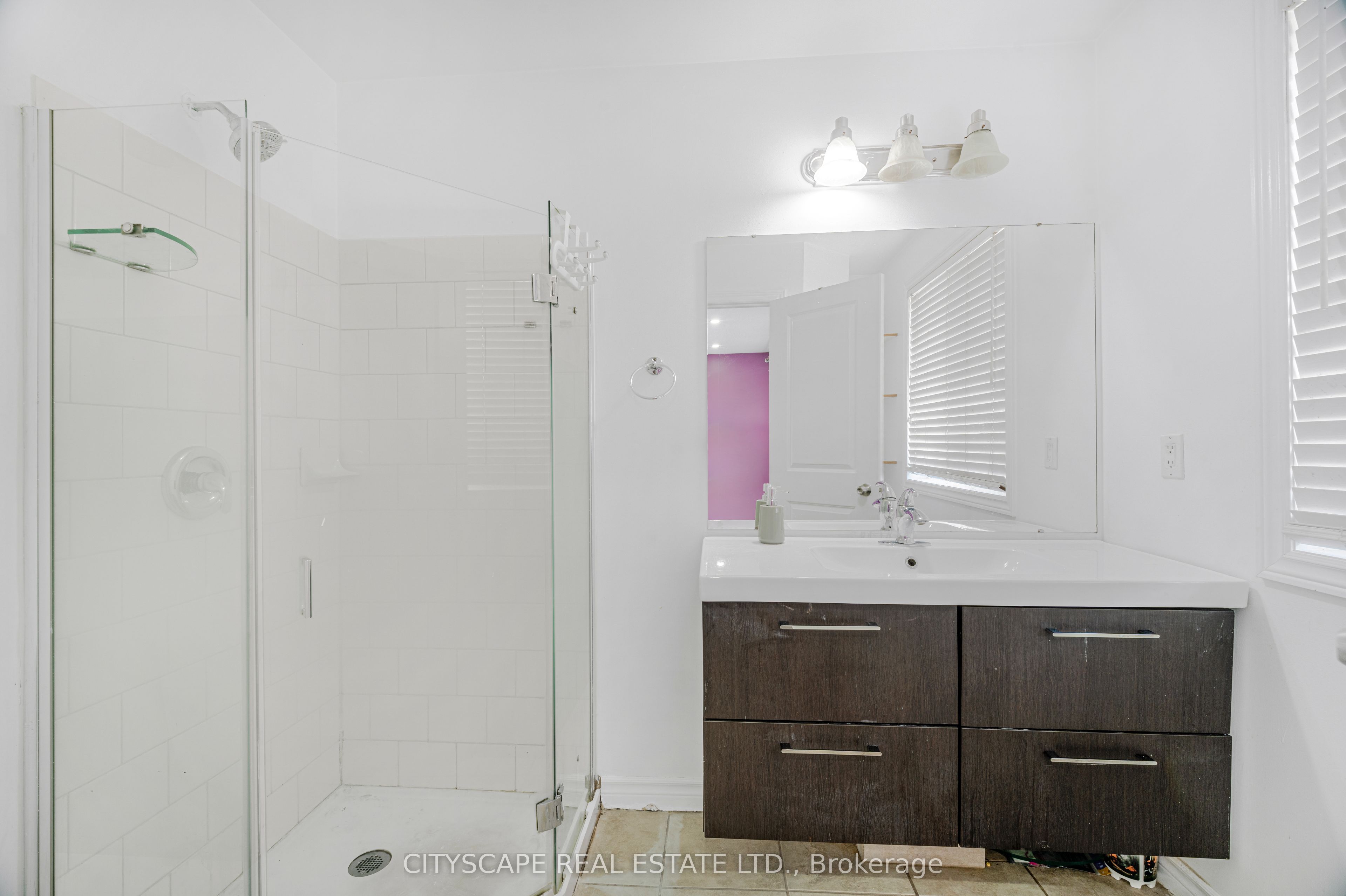 14 Redcedar Crescent Property Photo 18