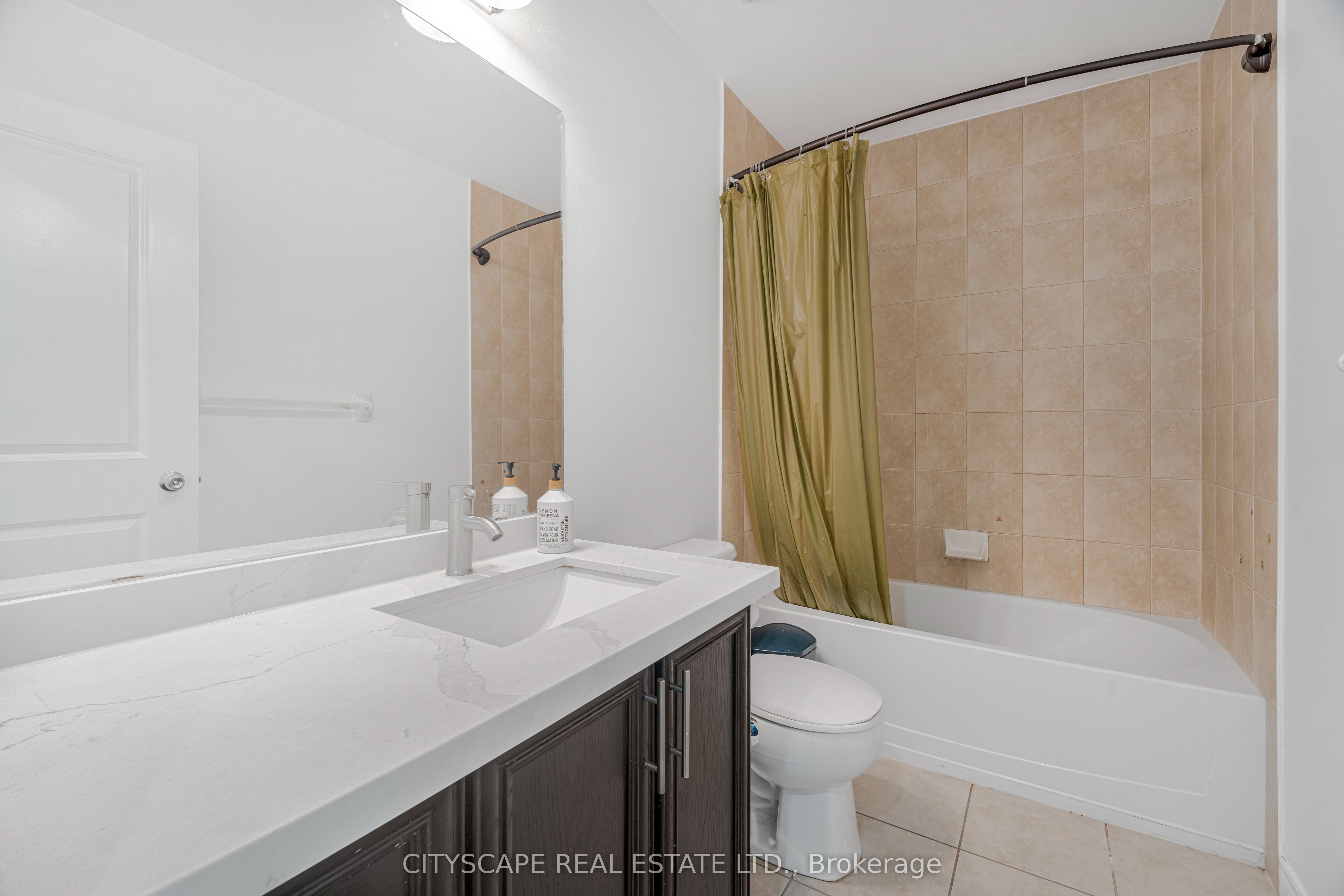14 Redcedar Crescent Property Photo 20