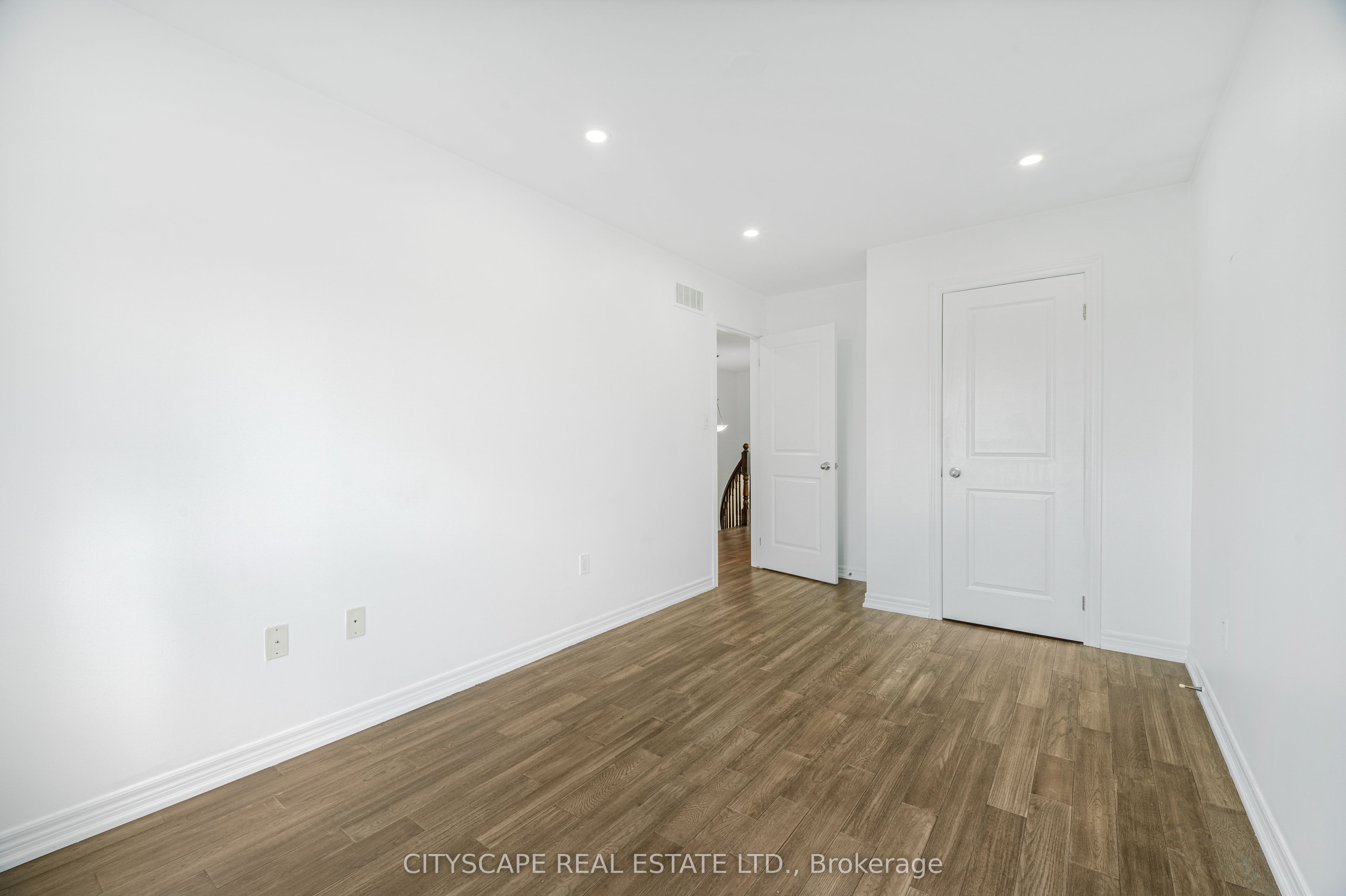 14 Redcedar Crescent Property Photo 25