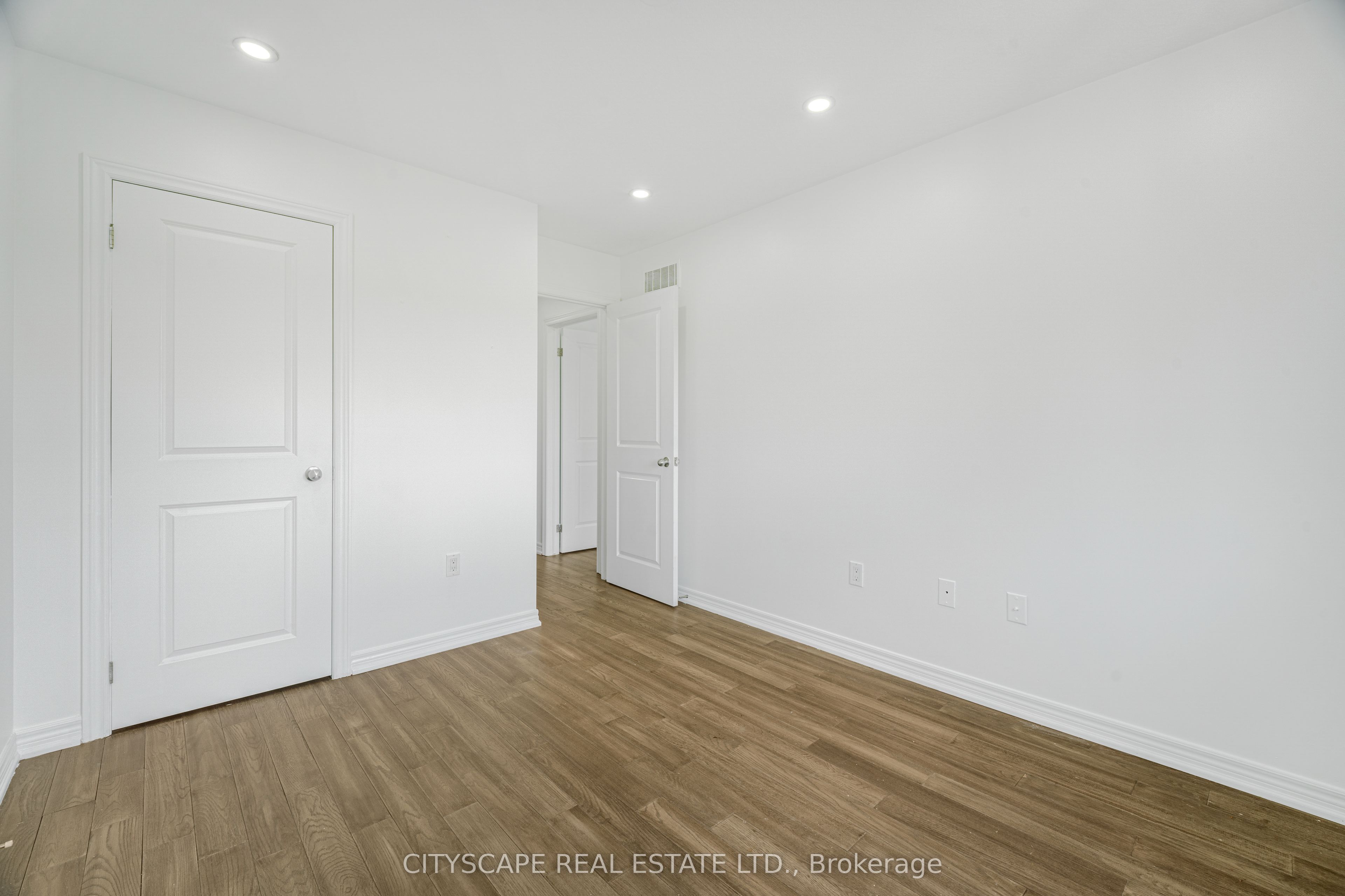 14 Redcedar Crescent Property Photo 26