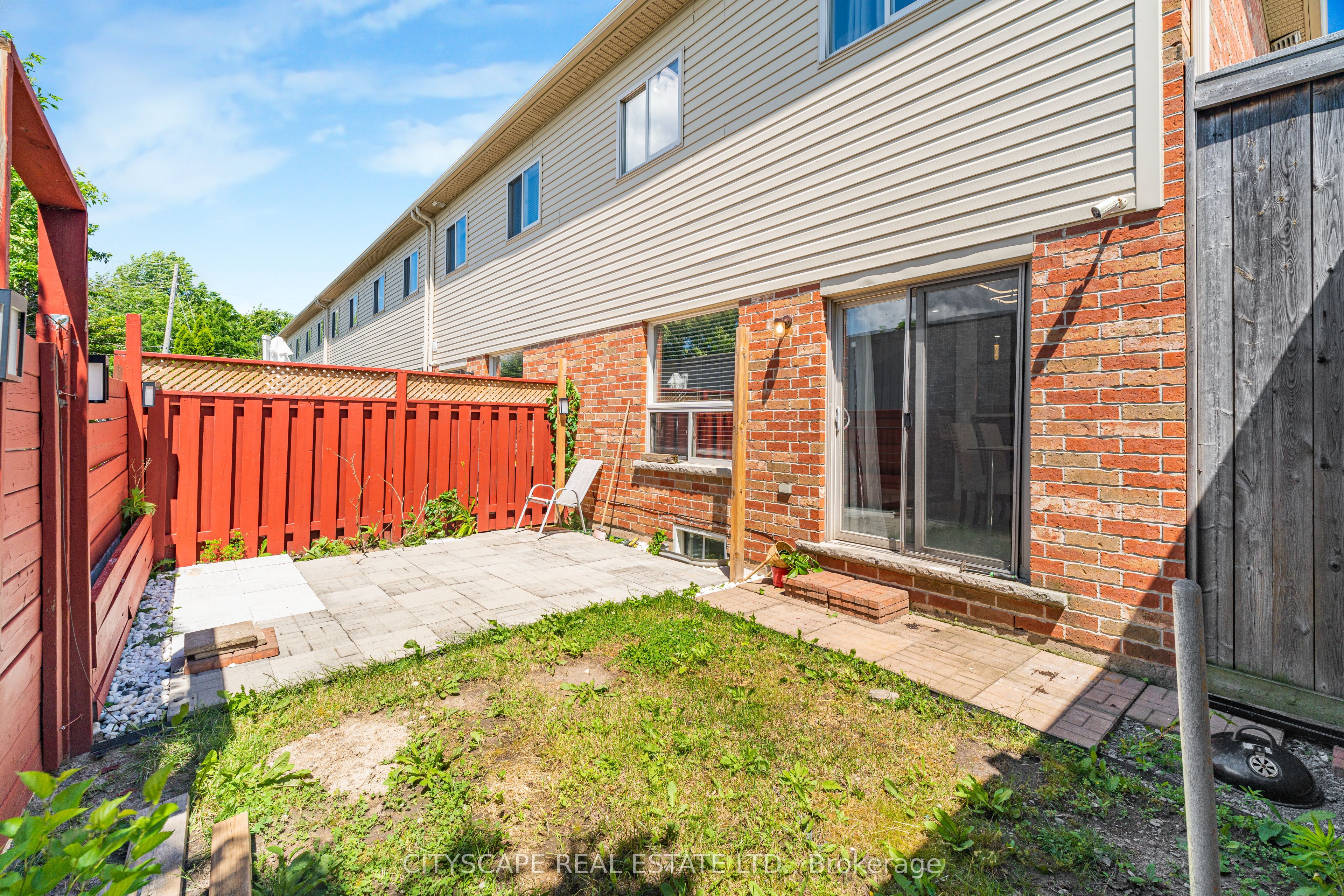 14 Redcedar Crescent Property Photo 33