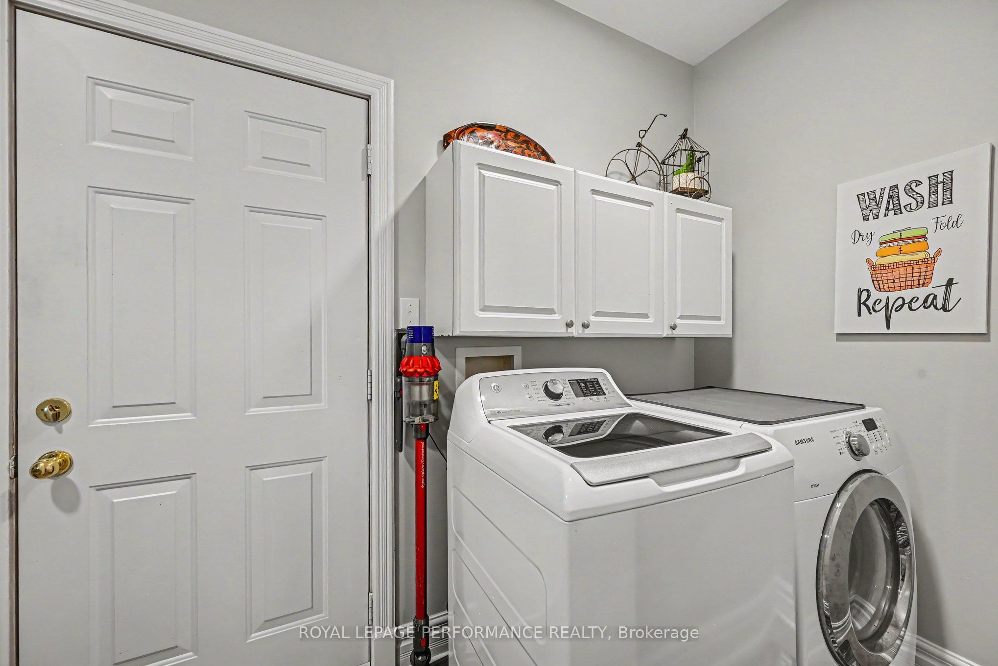 18 Chantine Drive Property Photo 29
