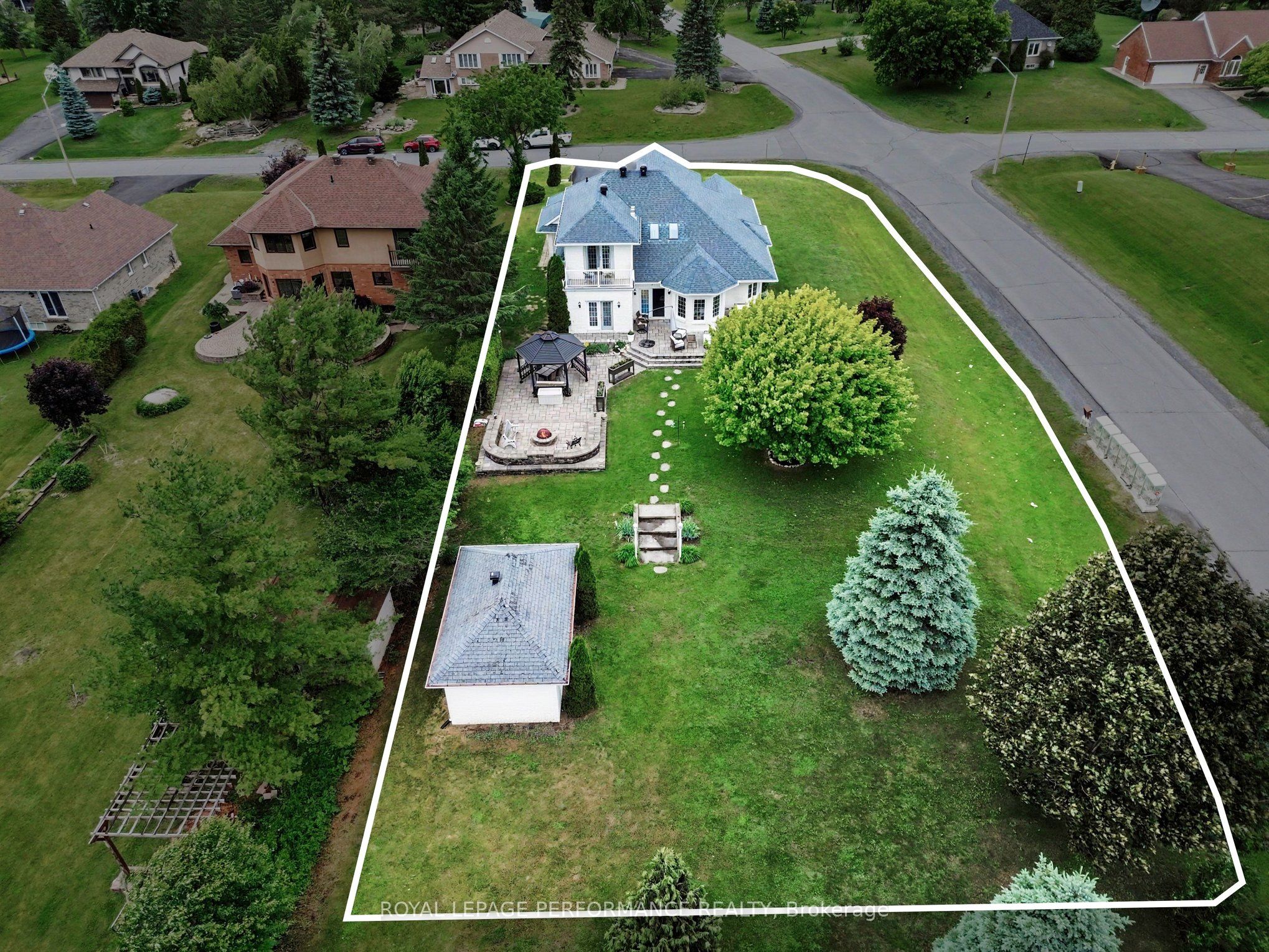 18 Chantine Drive Property Photo 46