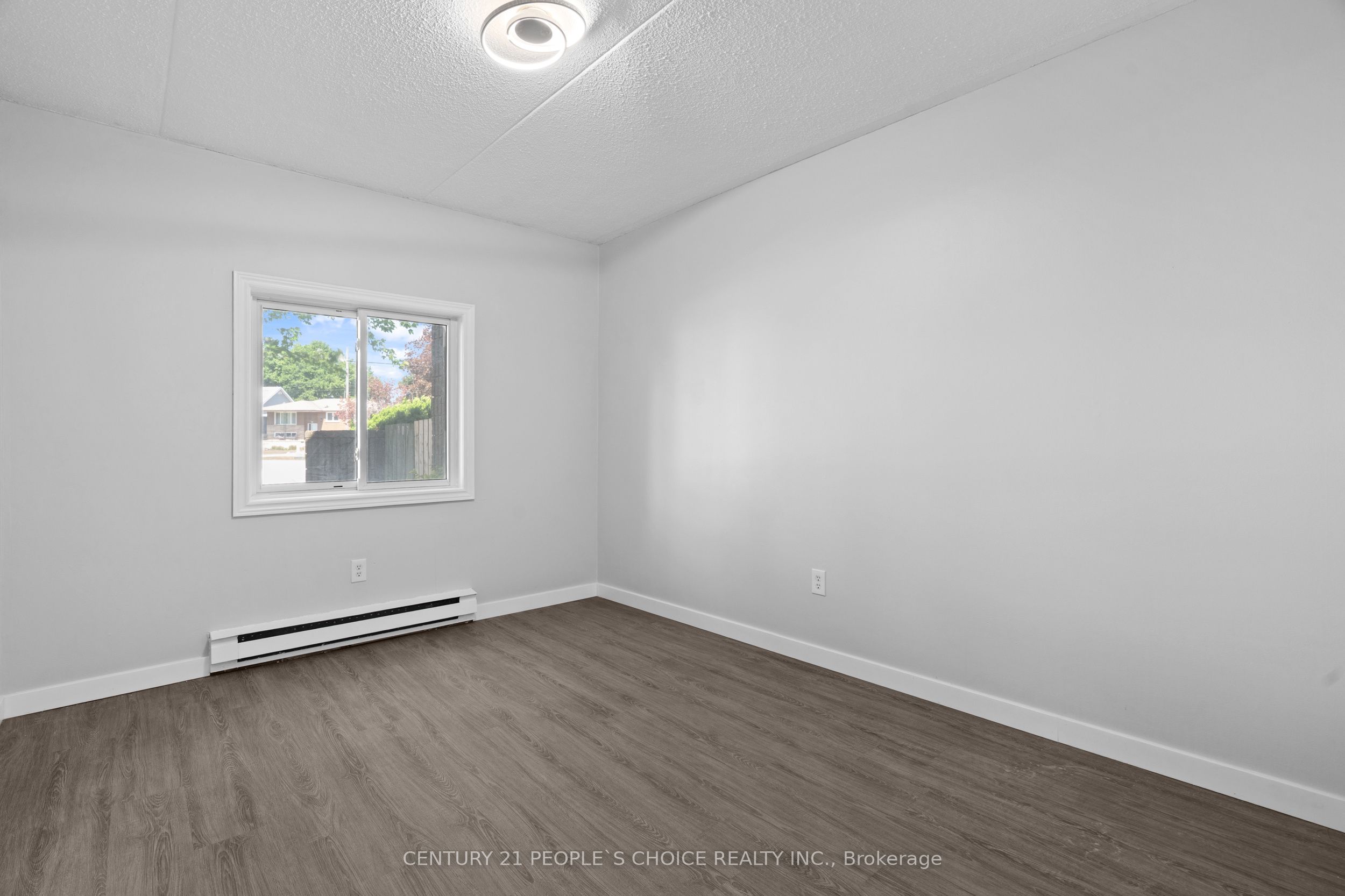72 Main Street E 107 Property Photo 22