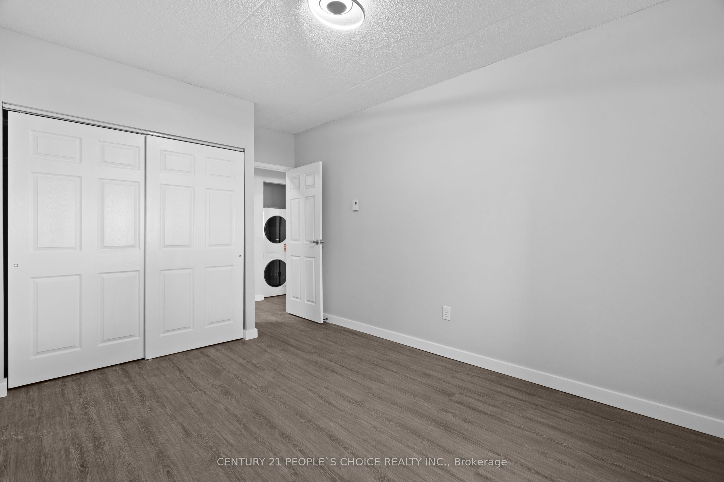 72 Main Street E 107 Property Photo 23