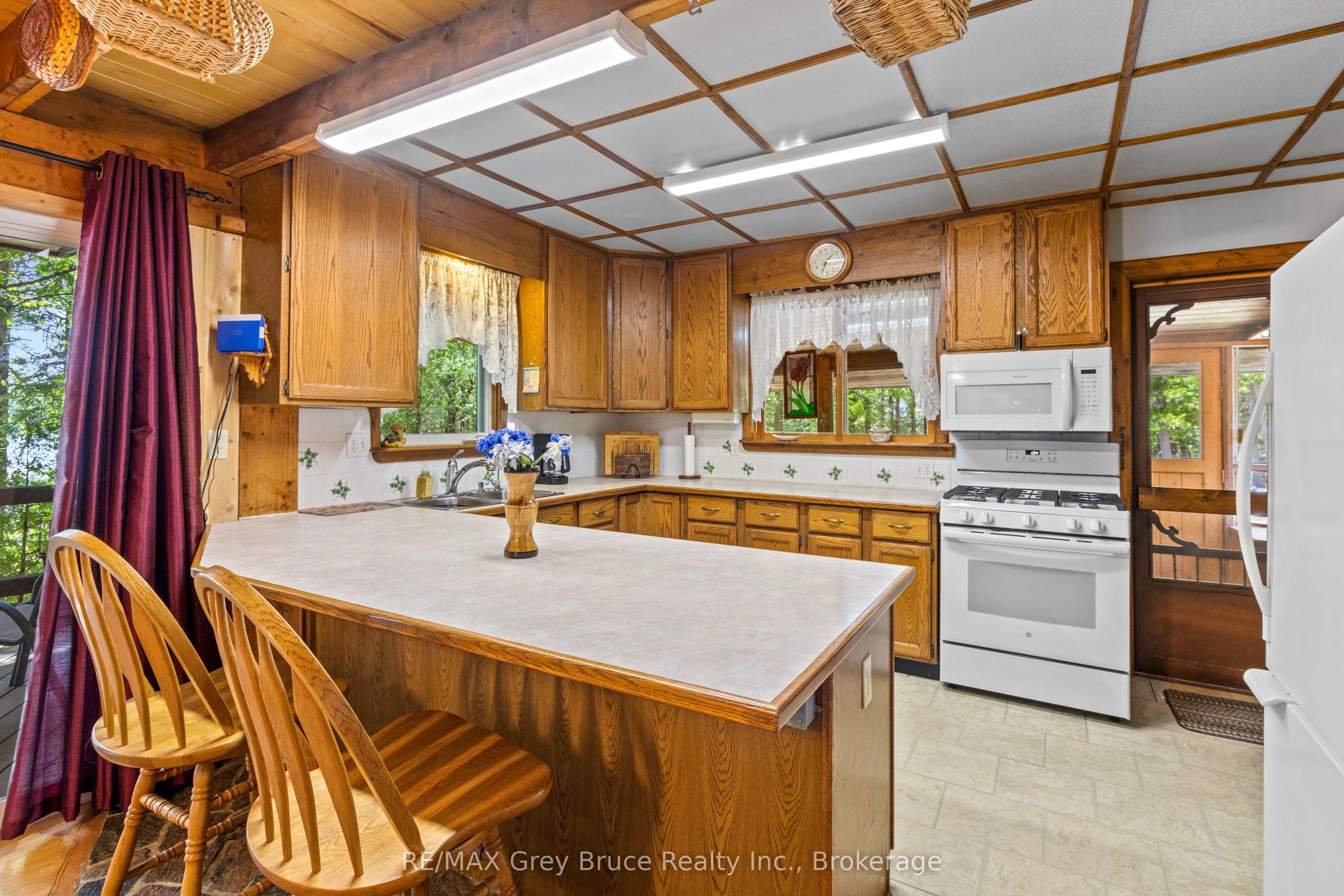 27 Hope Drive Property Photo 9