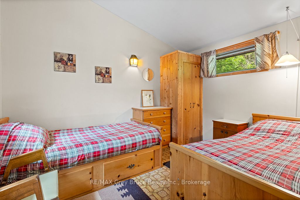 26 Bridge Street Property Photo 33