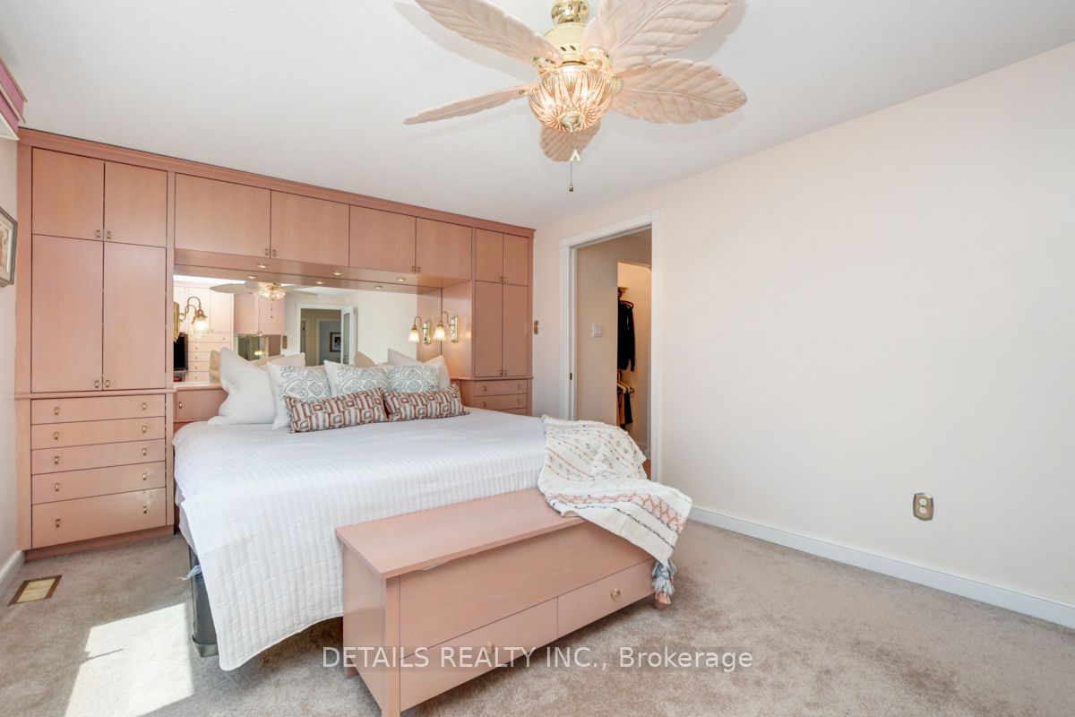 4388 Whittaker Crescent Property Photo 26