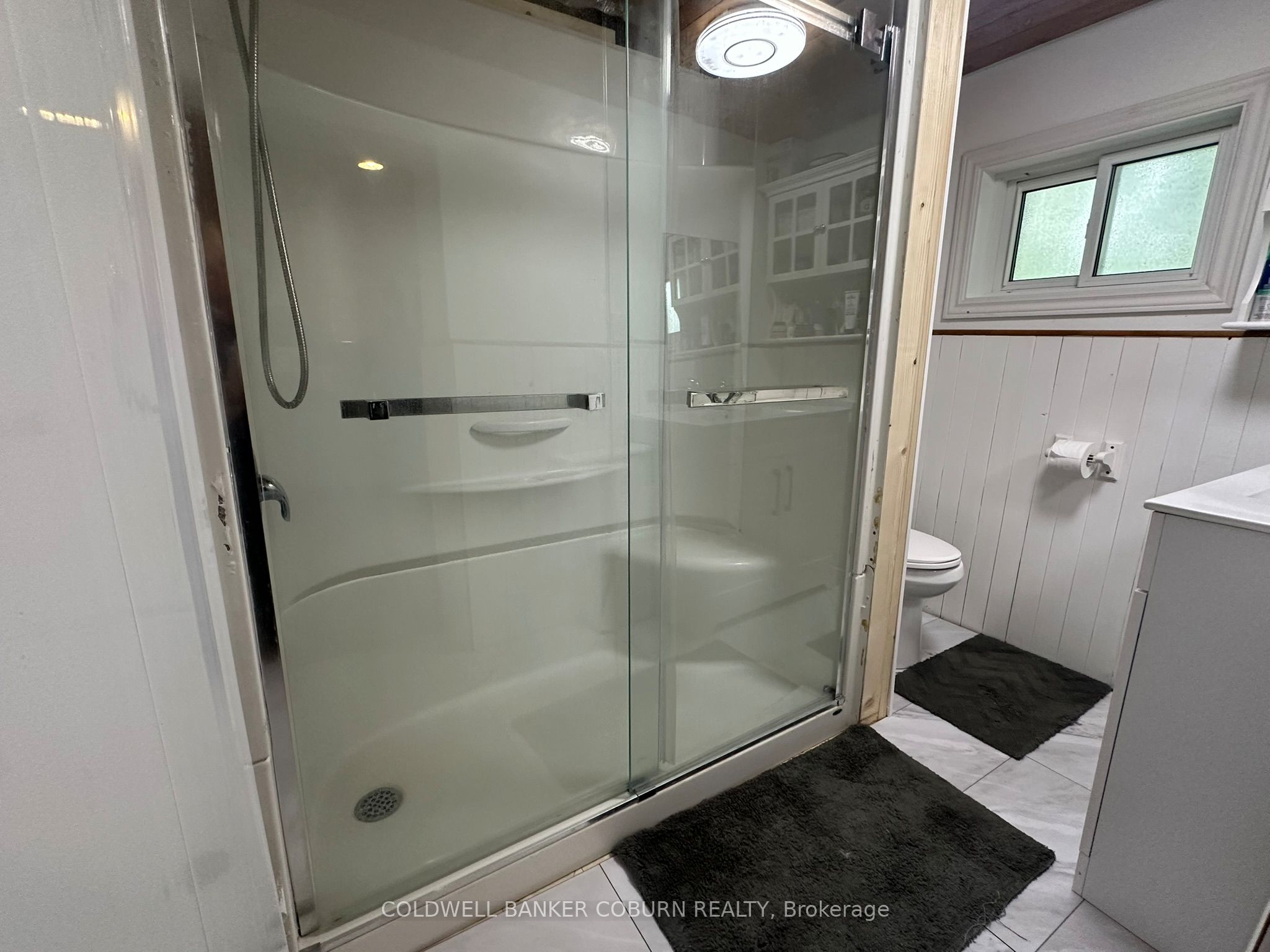 12169 Deeks Road Property Photo 6