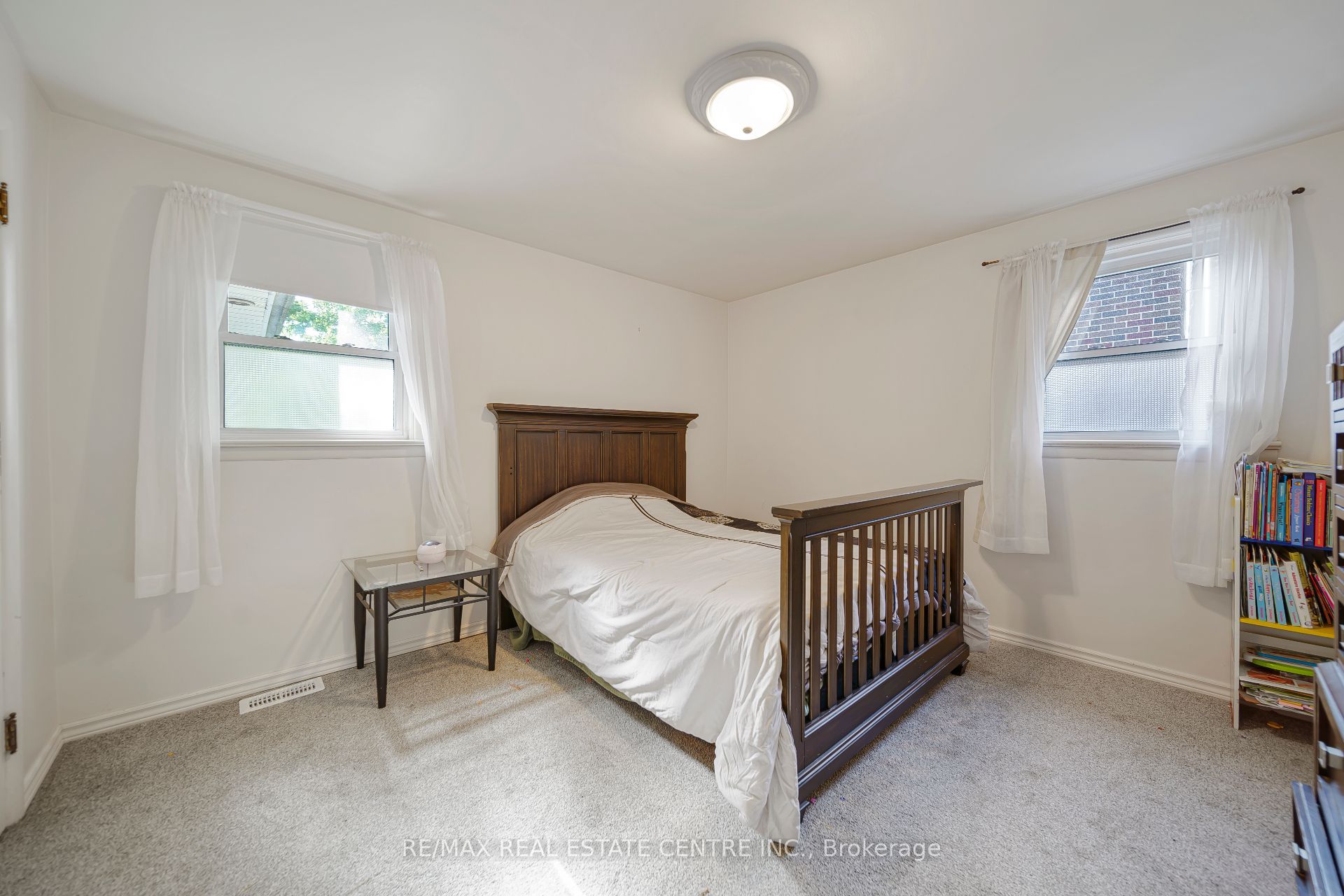 24 Park Street Property Photo 19