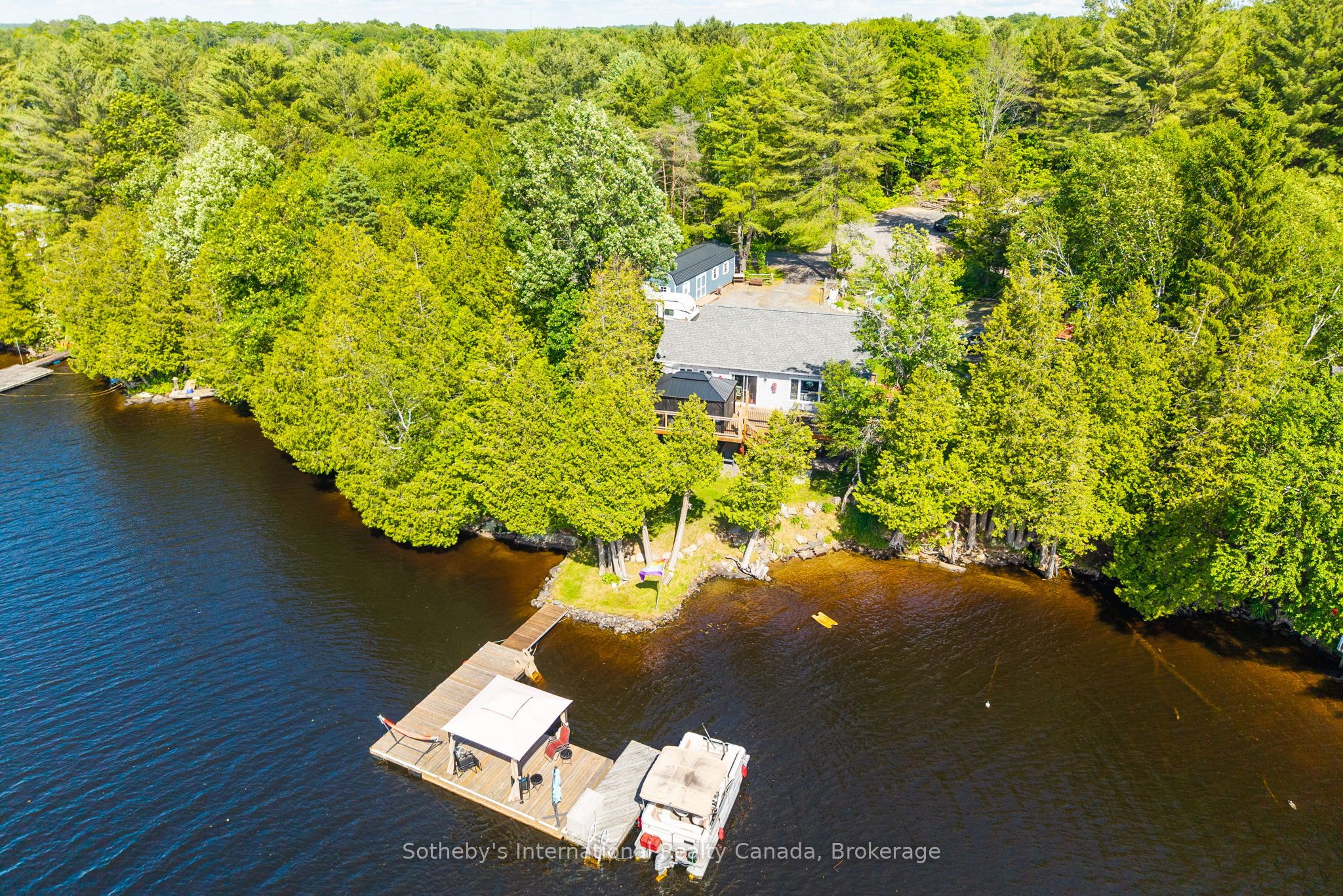 8 Lakeview Crescent Property Photo 46