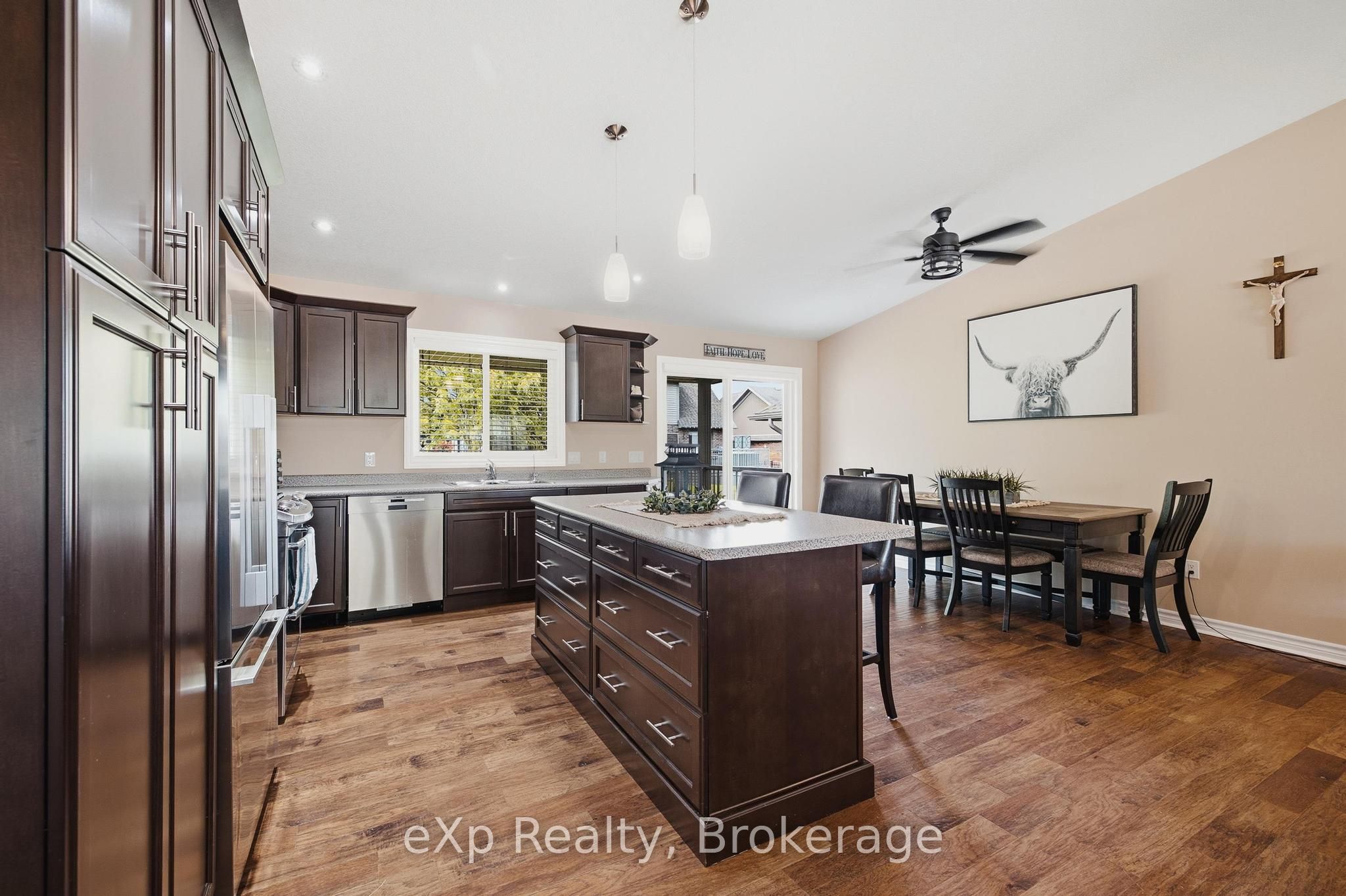 180 Ruby's Crescent Property Photo 8