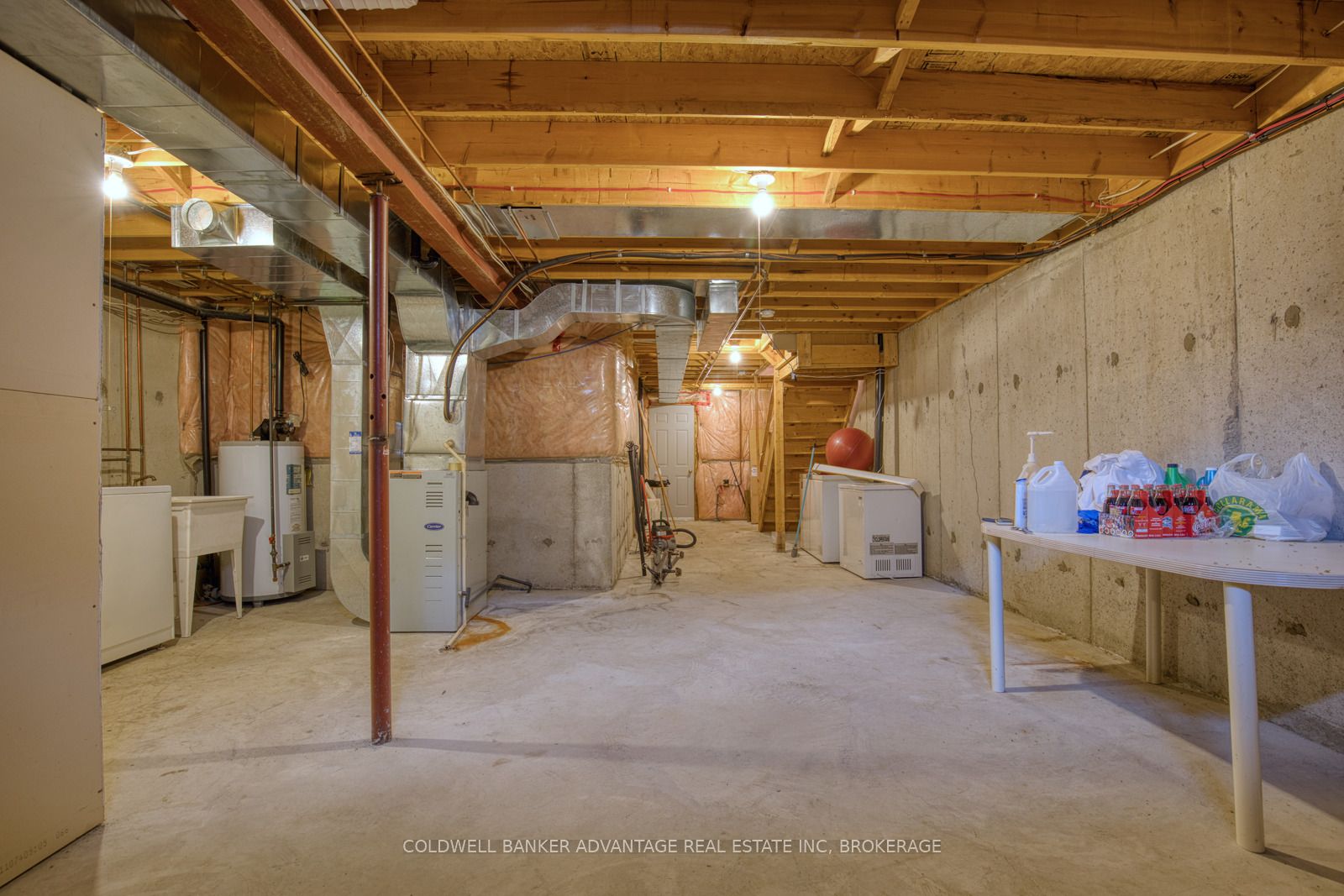 800 Paramount Drive 2 Property Photo 24