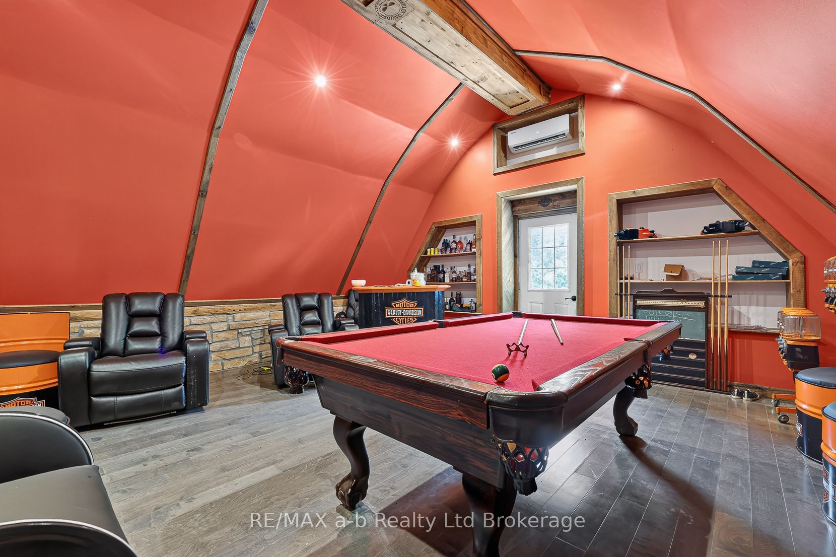 148 Dover Street Property Photo 14
