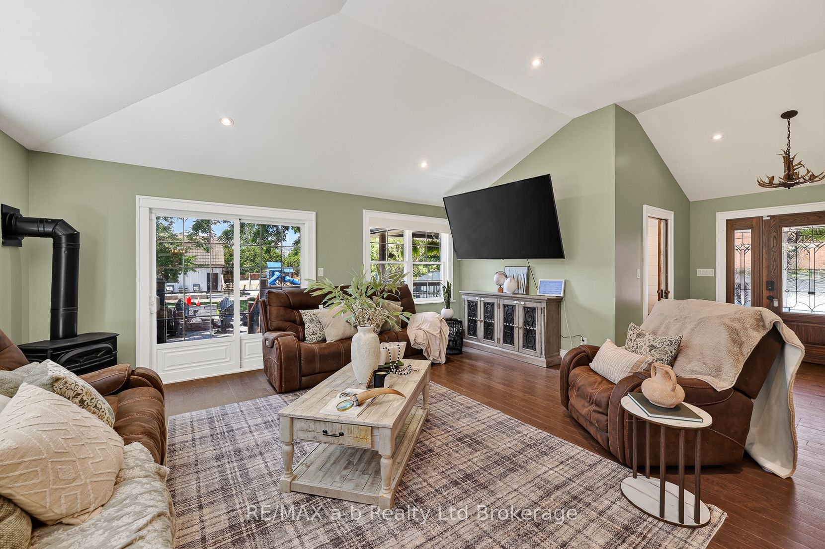 148 Dover Street Property Photo 21