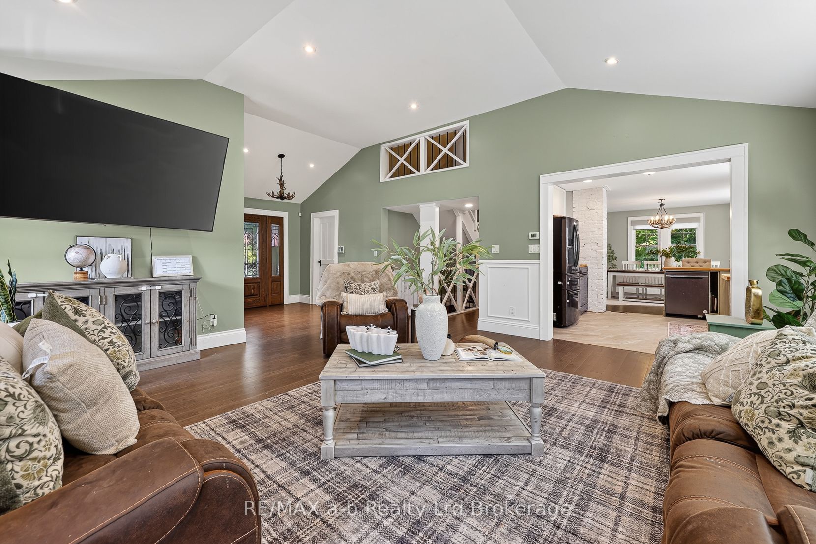 148 Dover Street Property Photo 23