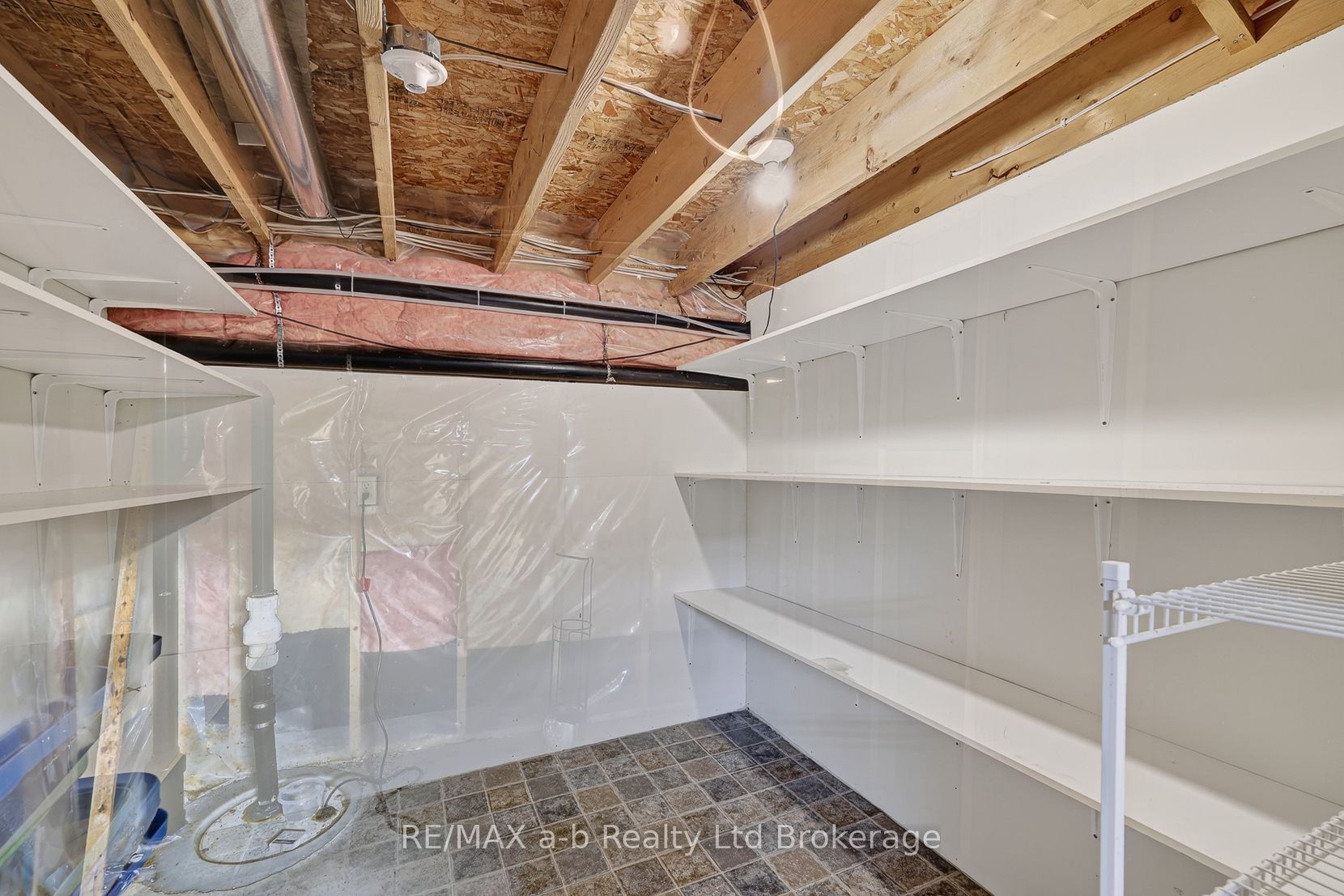 148 Dover Street Property Photo 44