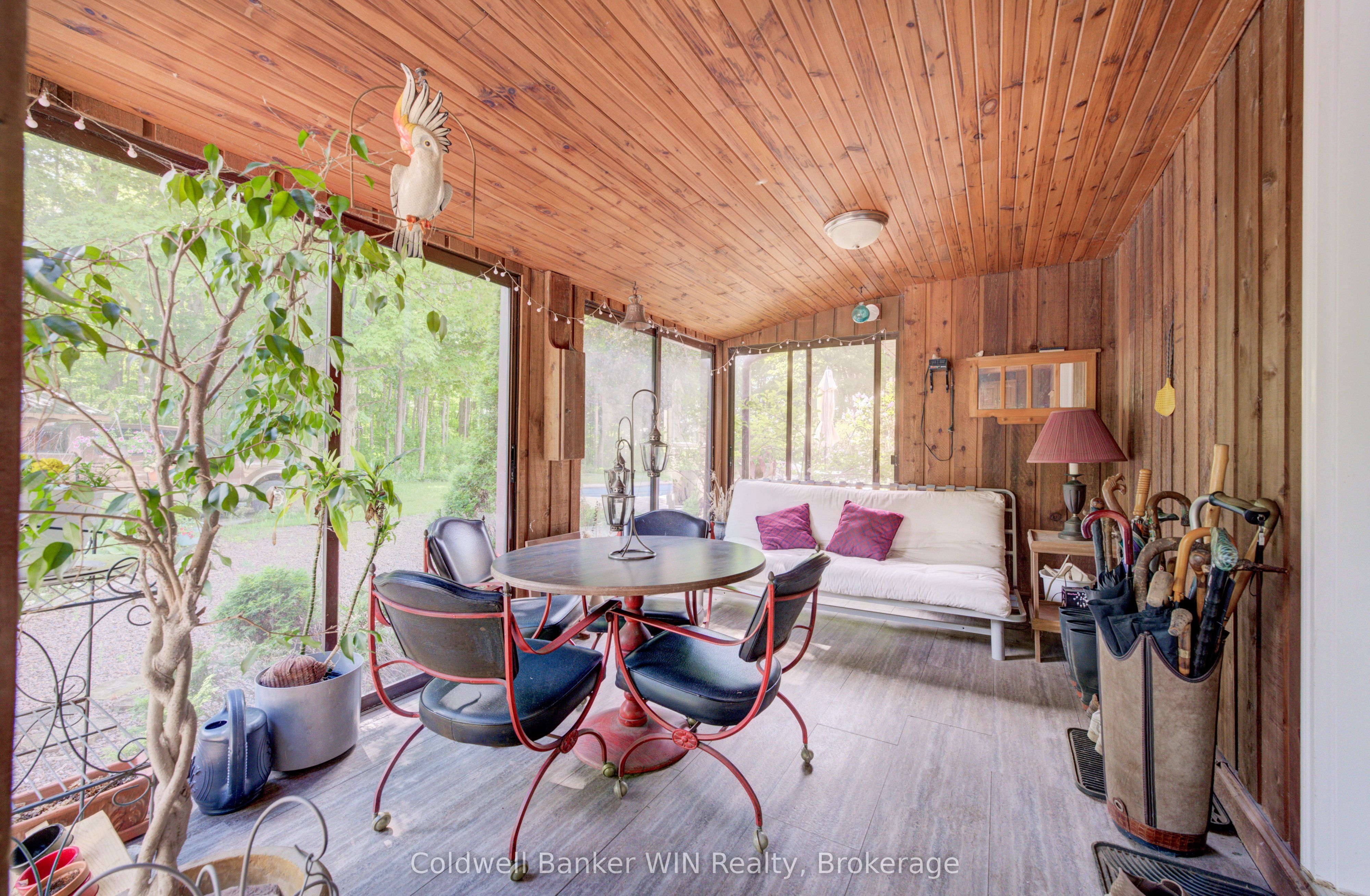 211269 Baseline Road Property Photo 2