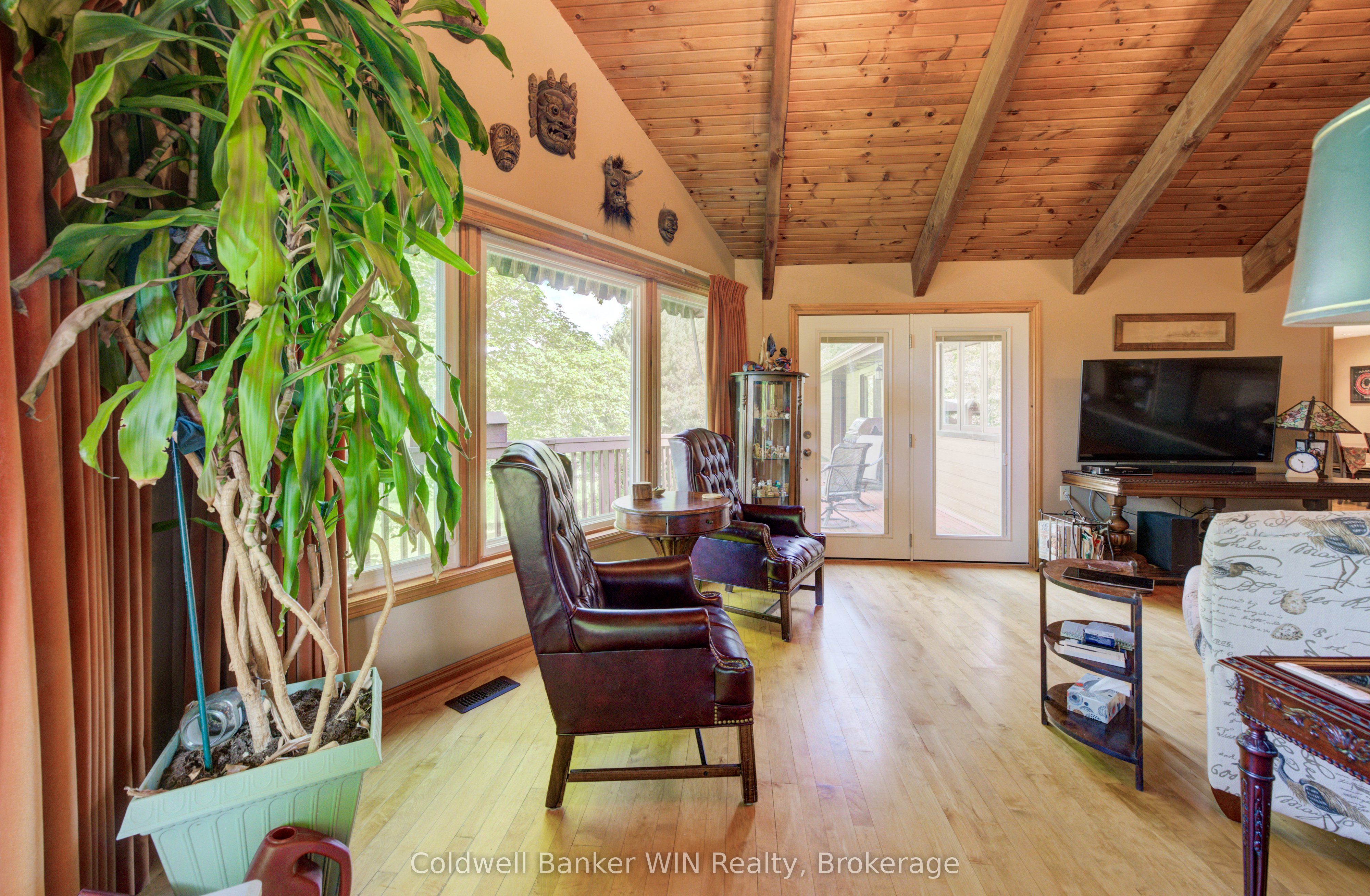 211269 Baseline Road Property Photo 16
