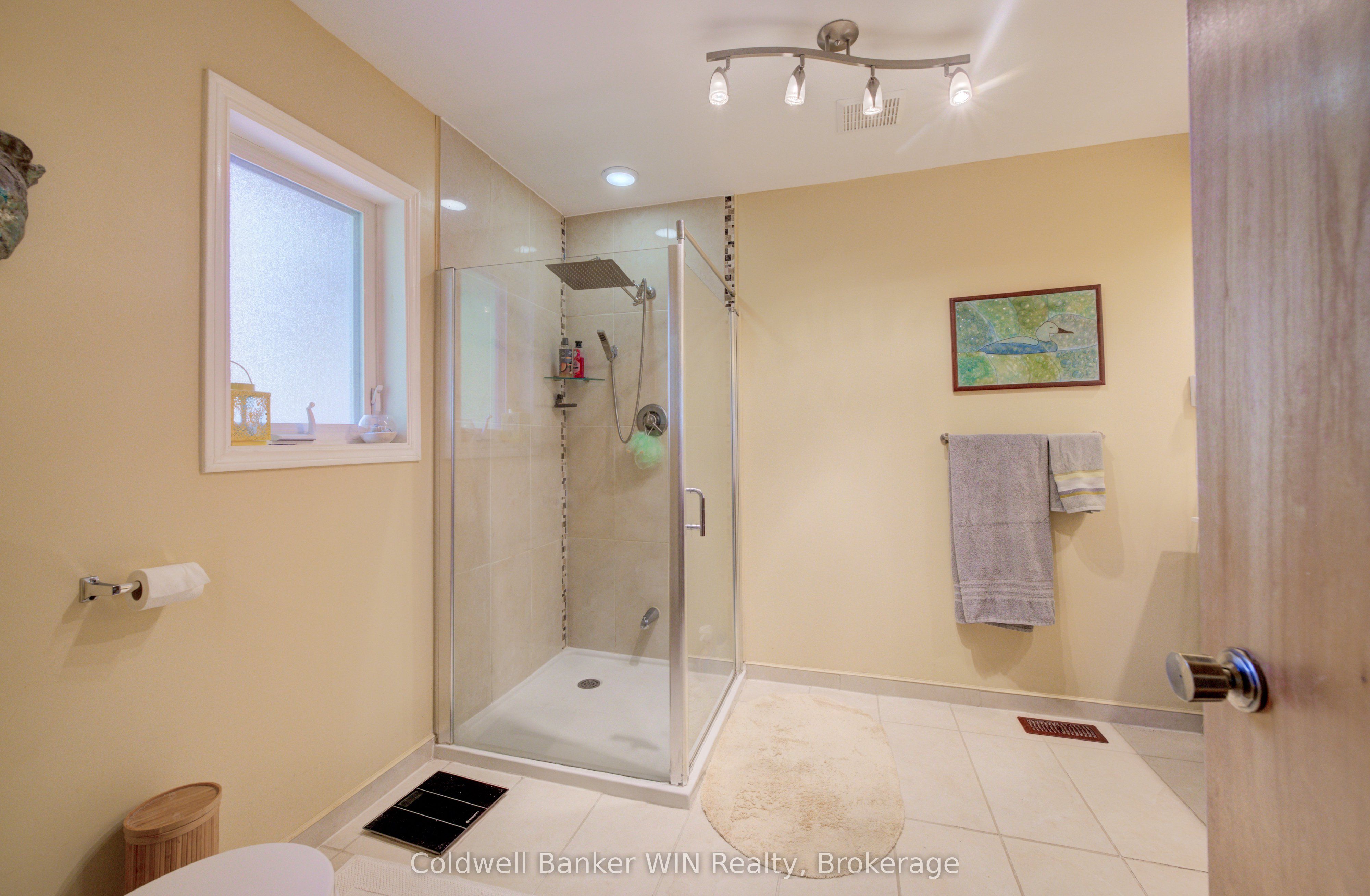 211269 Baseline Road Property Photo 19