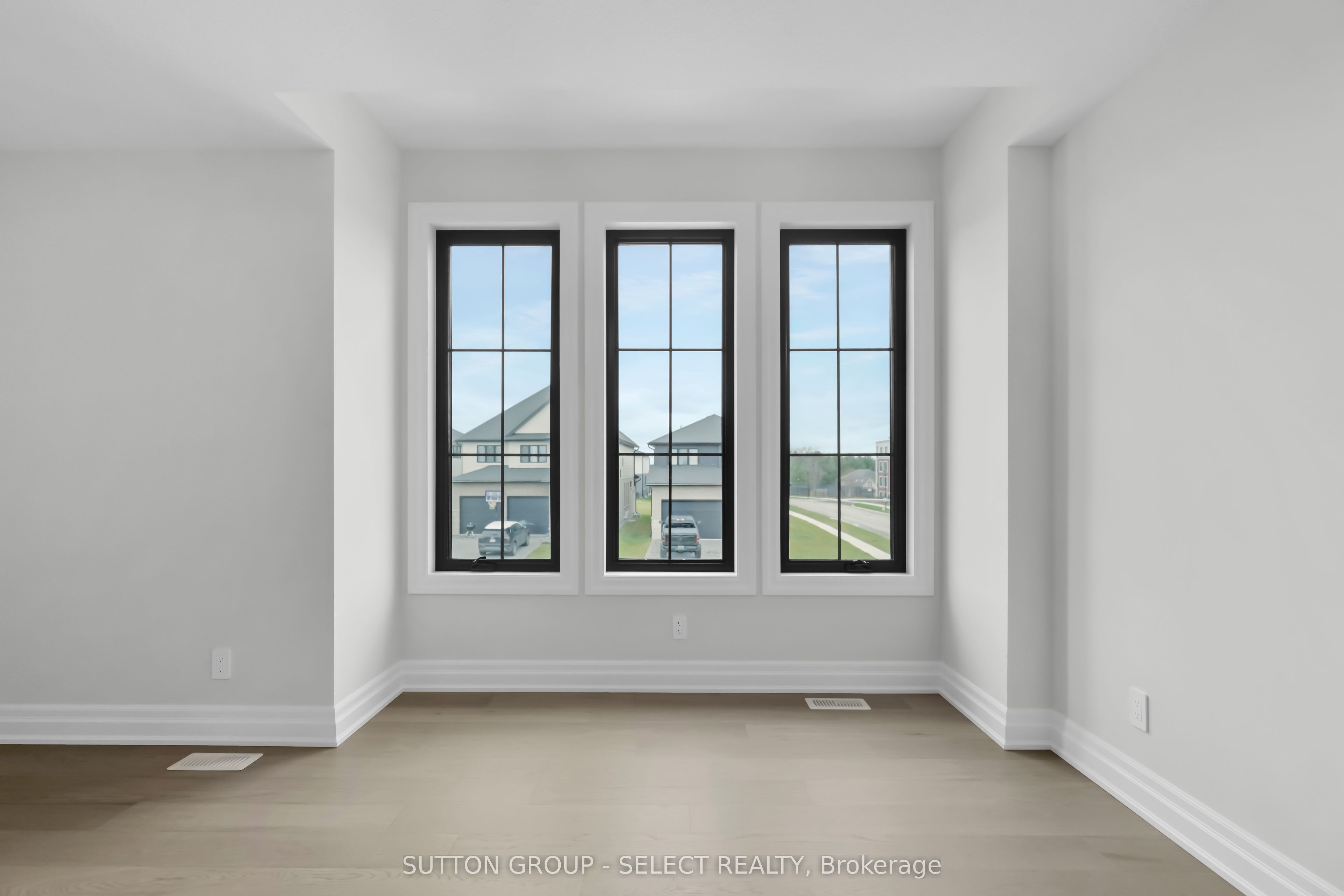 8 Purple Beech Street Property Photo 16