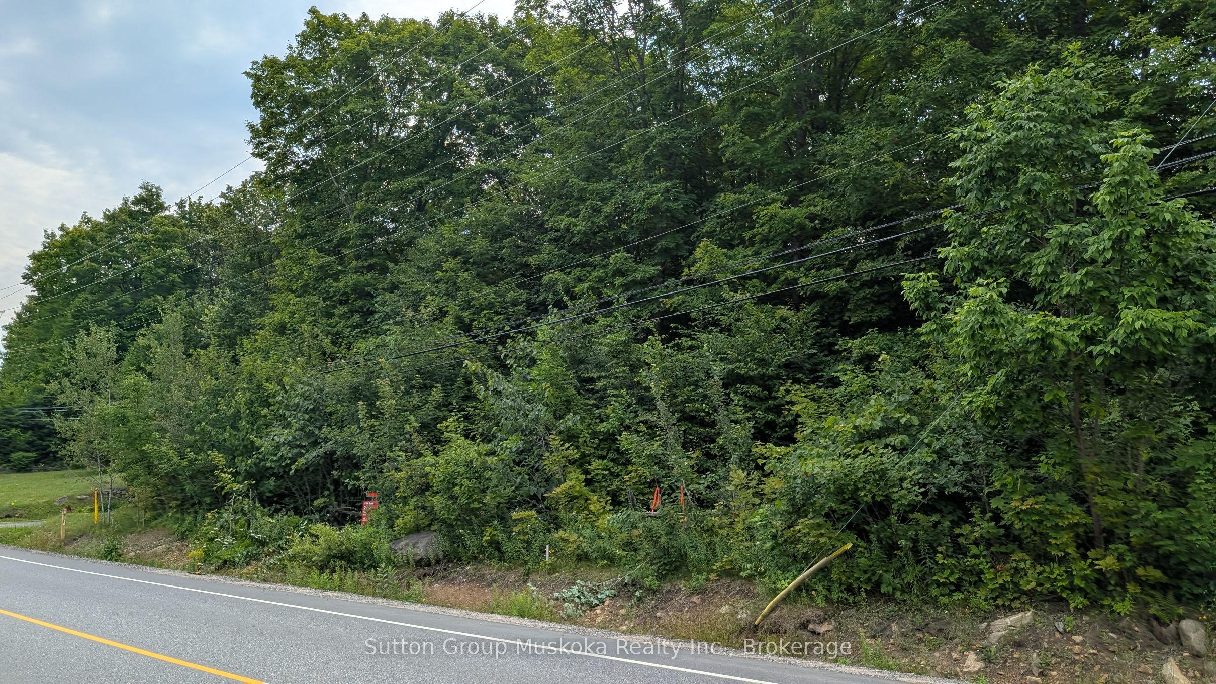 837 Aspdin Road Property Photo 6