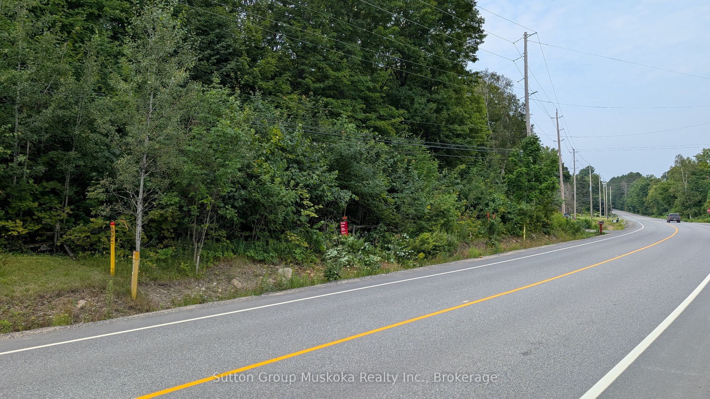 837 Aspdin Road Property Photo 9