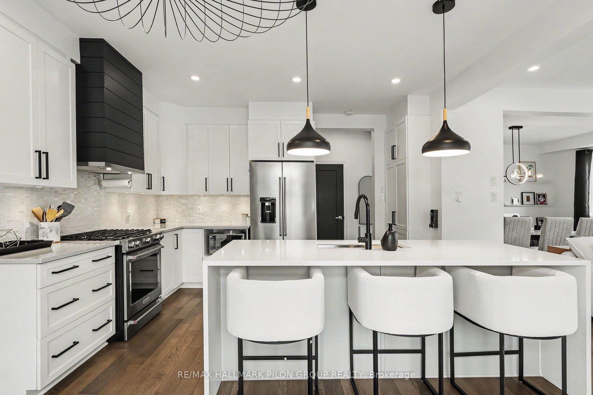 368 Hepatica Way Property Photo 3