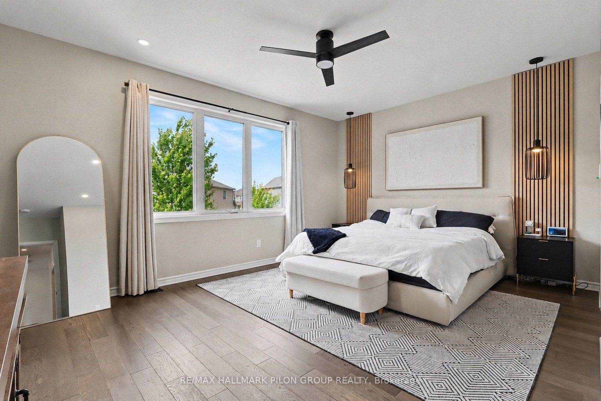 368 Hepatica Way Property Photo 14