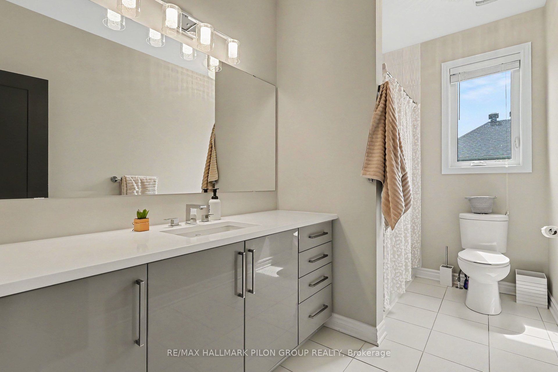 368 Hepatica Way Property Photo 19