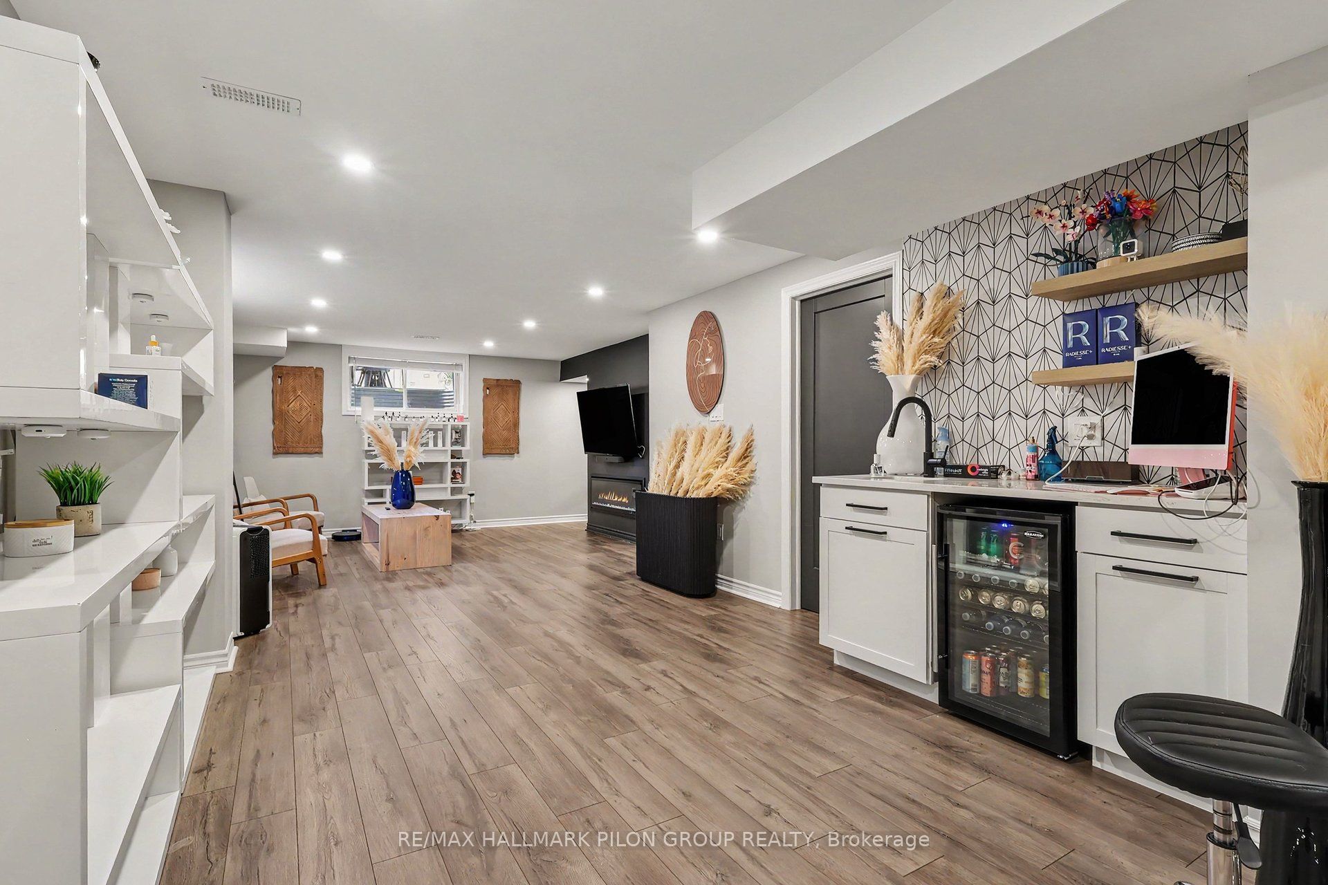 368 Hepatica Way Property Photo 23