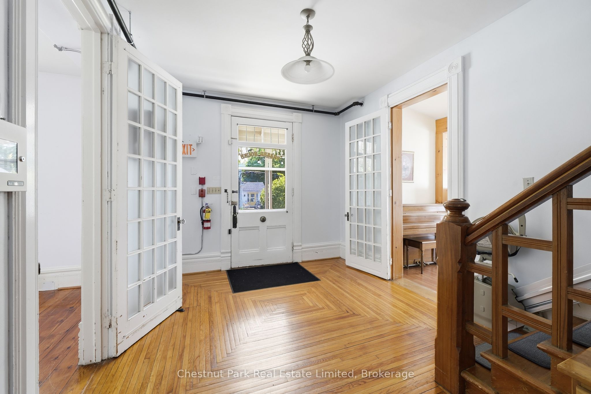 71 Queen Street Property Photo 13