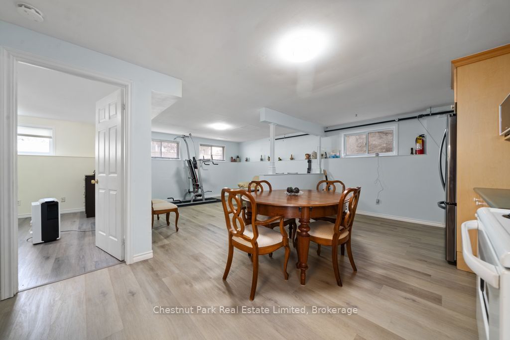71 Queen Street Property Photo 39