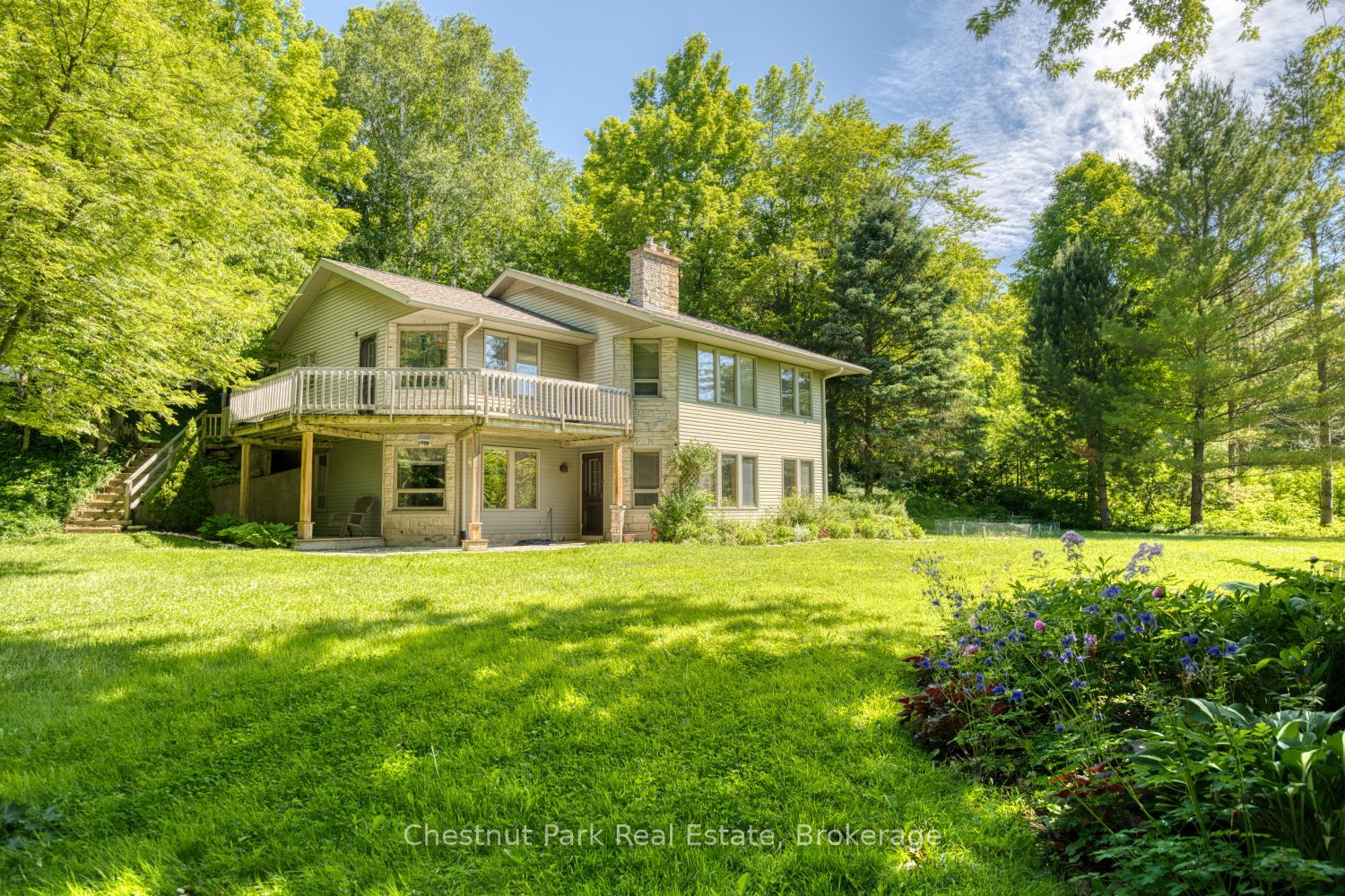 109 Maple Ridge Road Property Photo 1