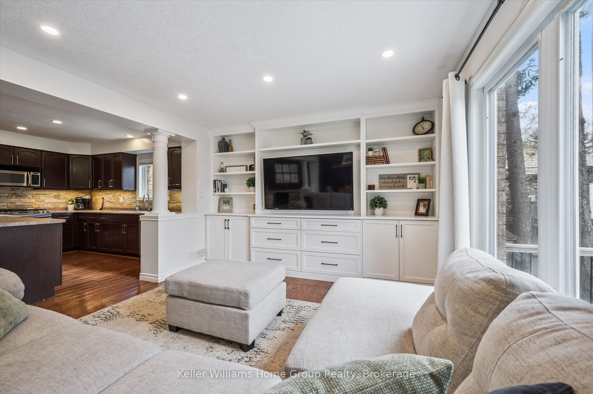 609 Perry Street Property Photo 1