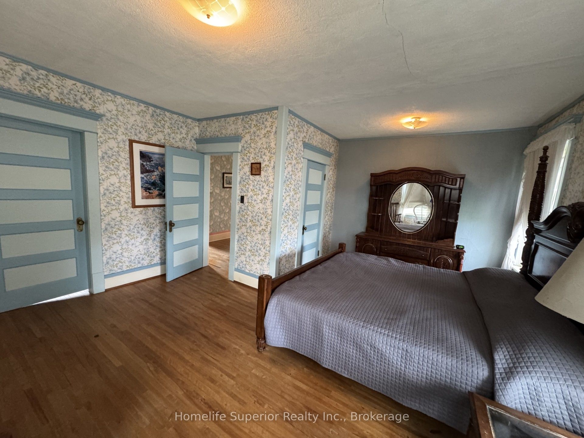 8 Private Road Property Photo 21