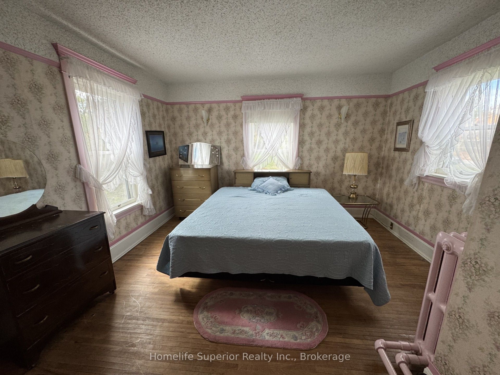 8 Private Road Property Photo 25