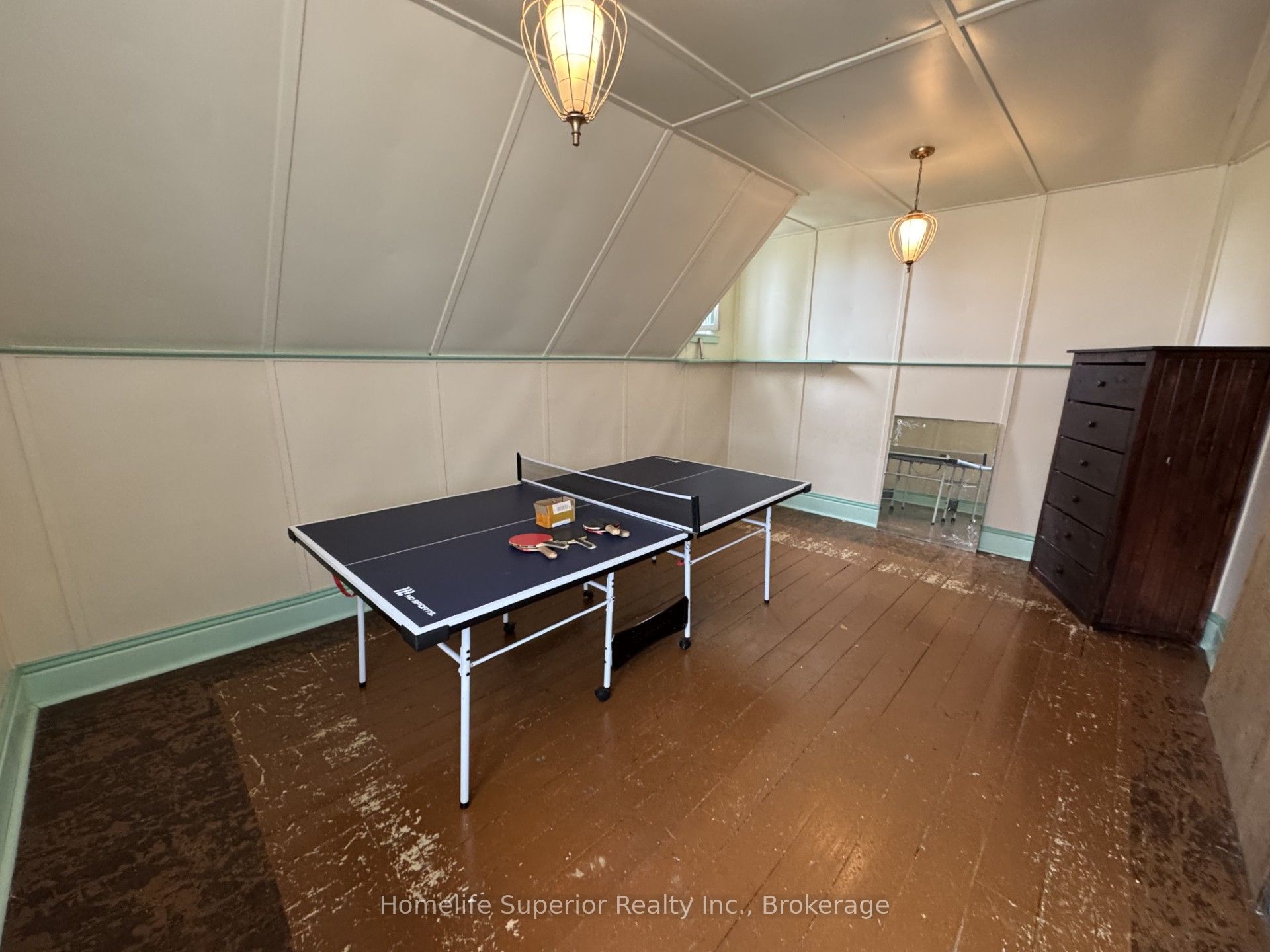8 Private Road Property Photo 29